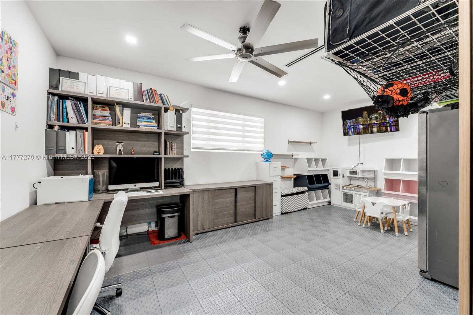 Small Image of 14401 SOUTH WEST 79TH AVE, Palmetto Bay Number 35