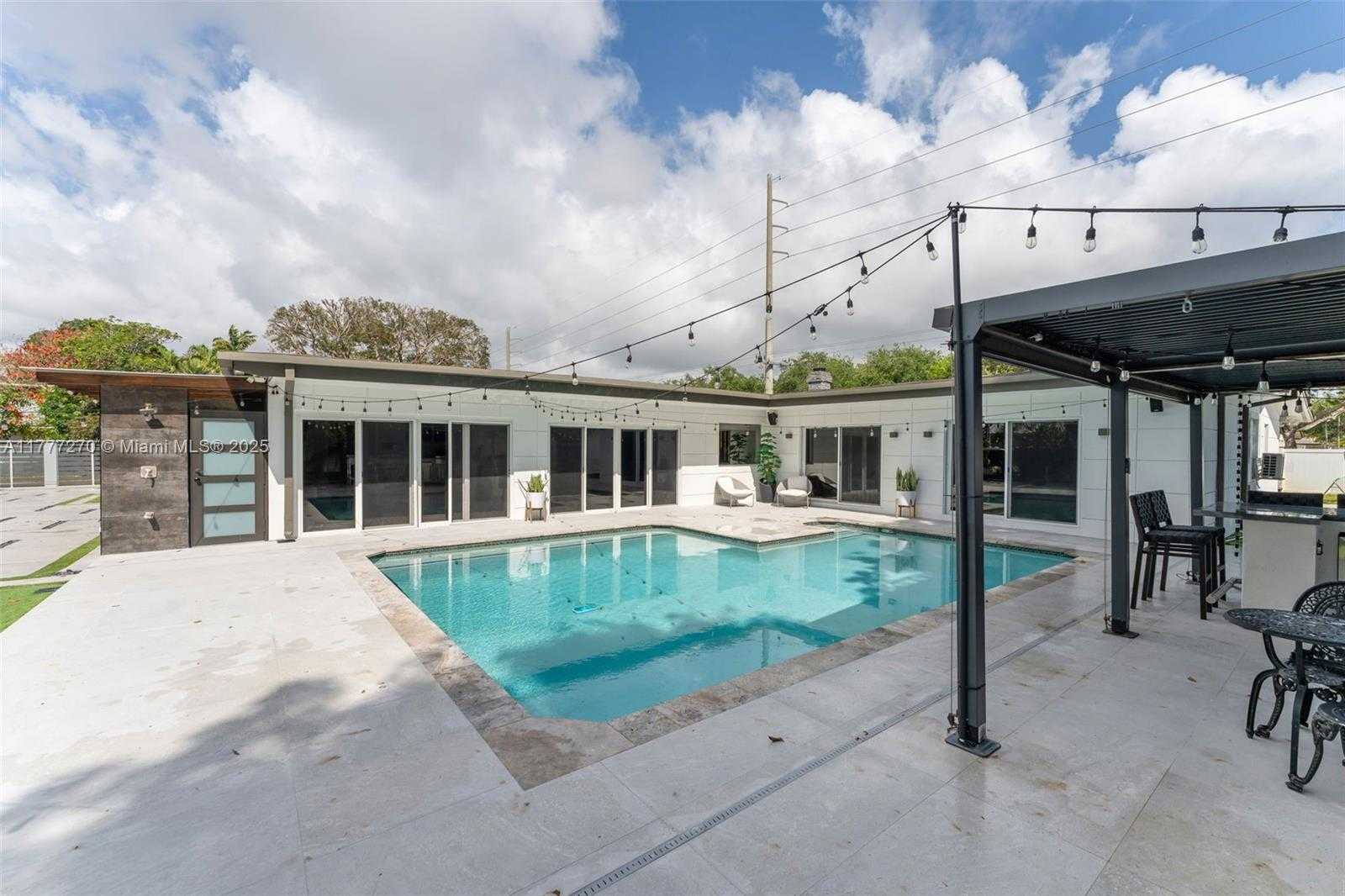 Small Image of 14401 SOUTH WEST 79TH AVE, Palmetto Bay Number 40