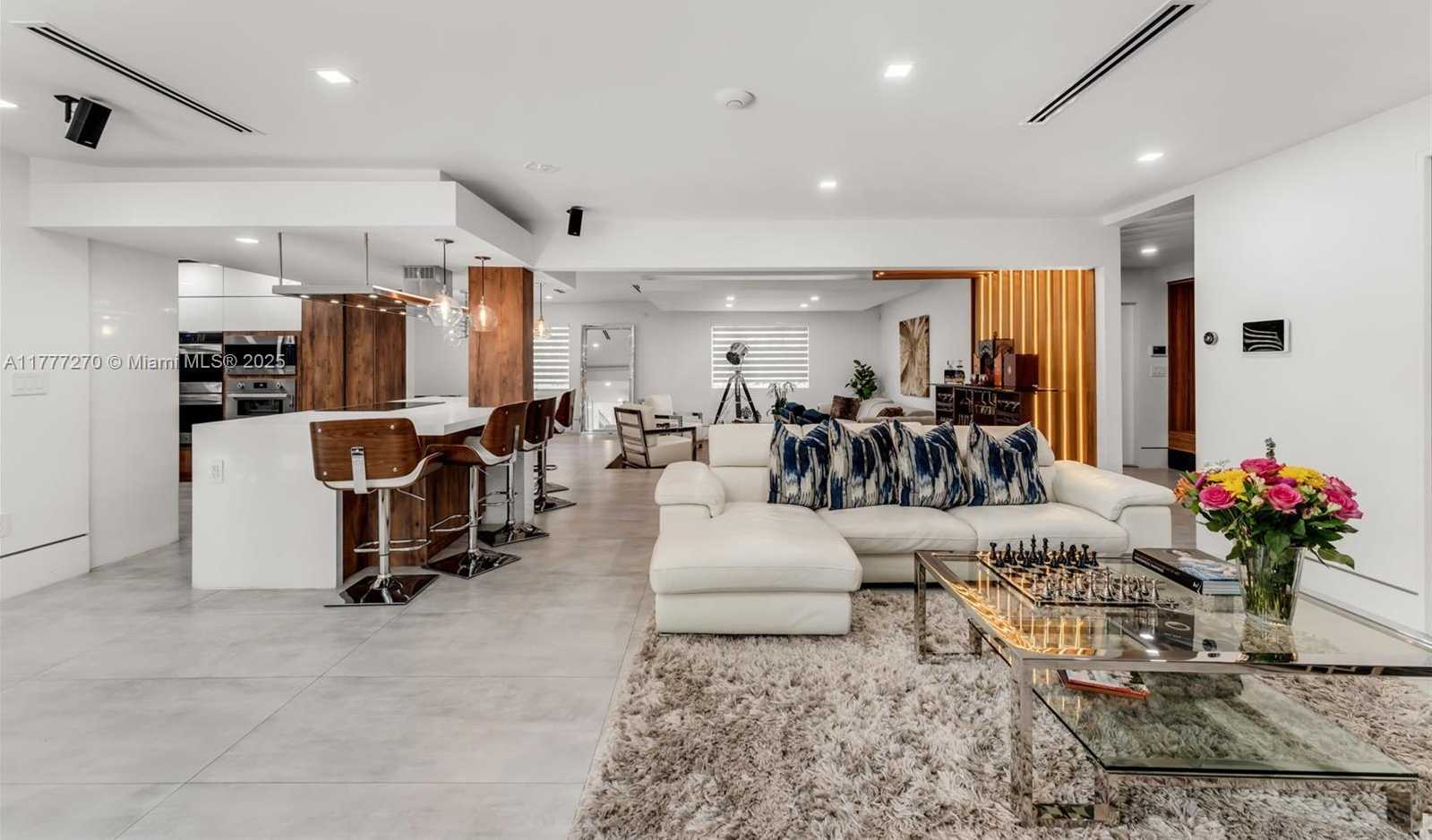 Small Image of 14401 SOUTH WEST 79TH AVE, Palmetto Bay Number 6