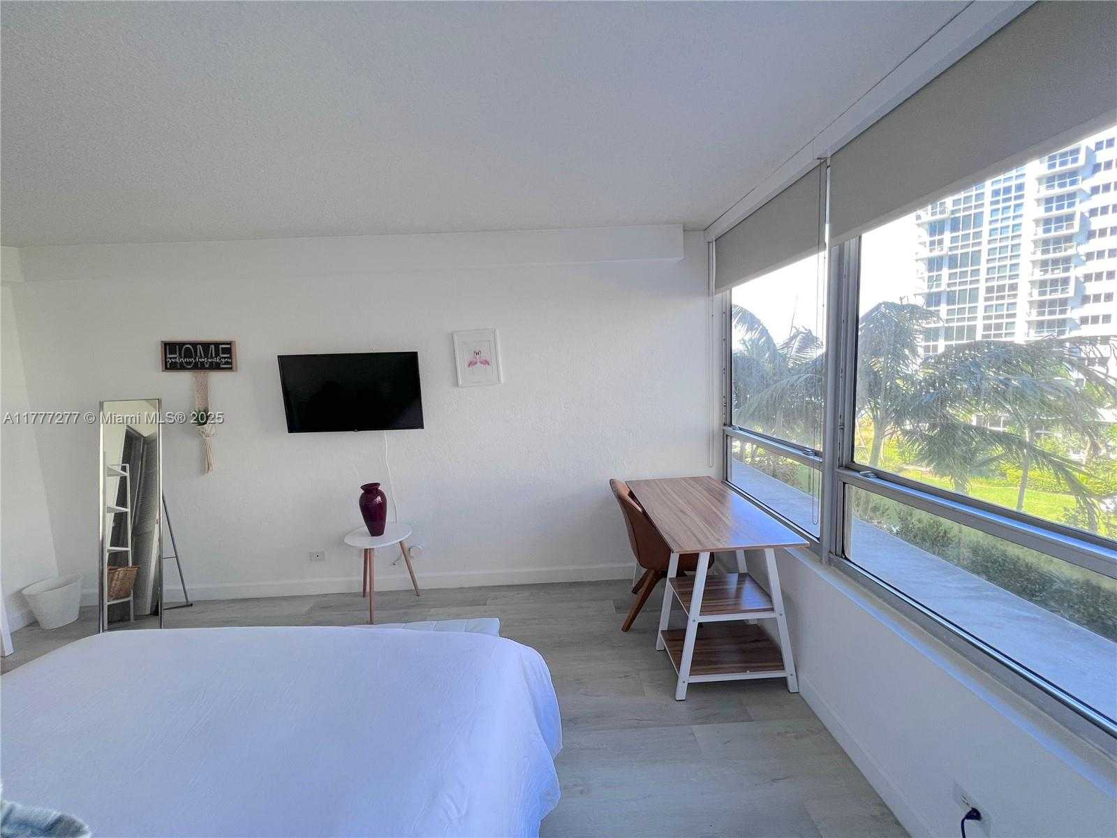 Small Image of 1500 BAY RD #550S, Miami Beach Number 14