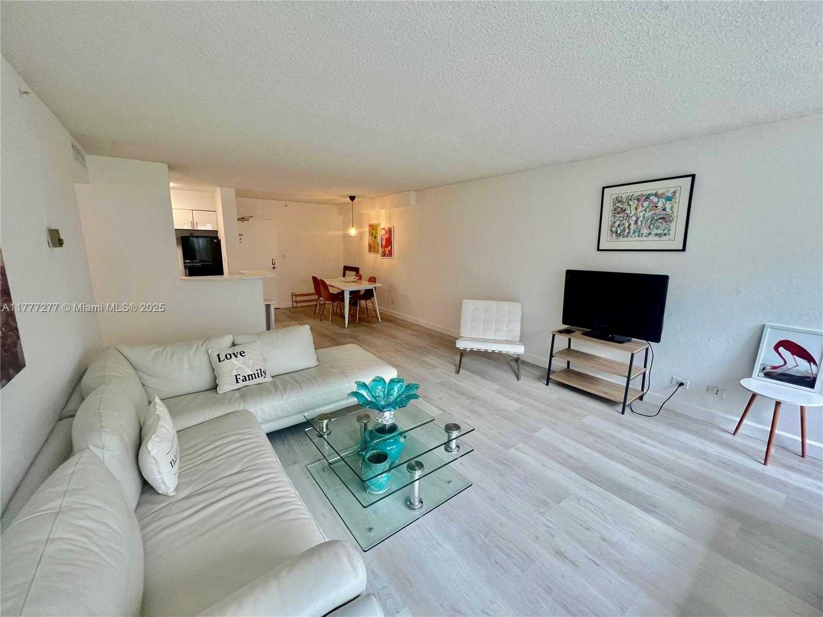 Small Image of 1500 BAY RD #550S, Miami Beach Number 2