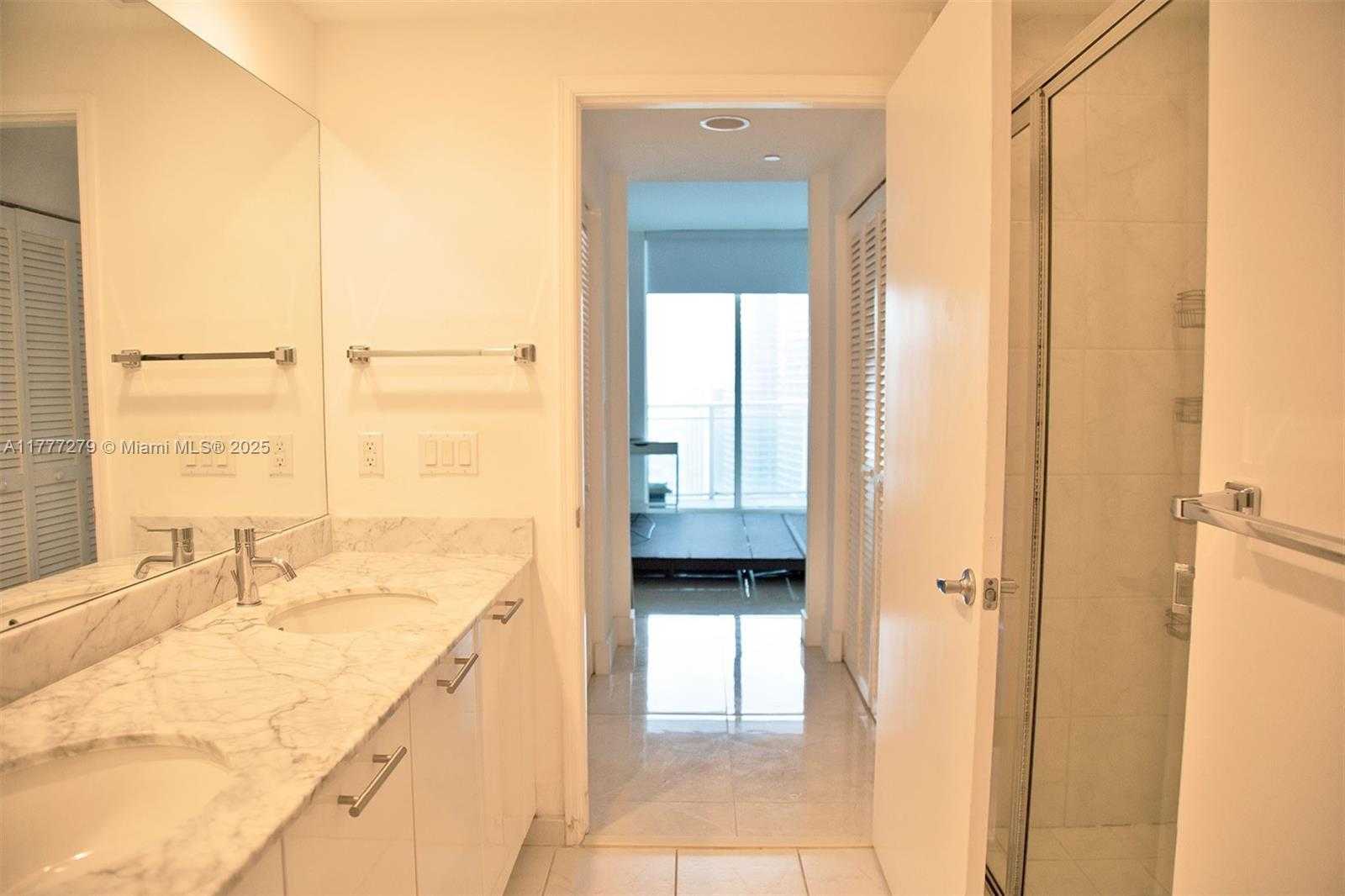Small Image of 951 BRICKELL AVE #3007, Miami Number 10