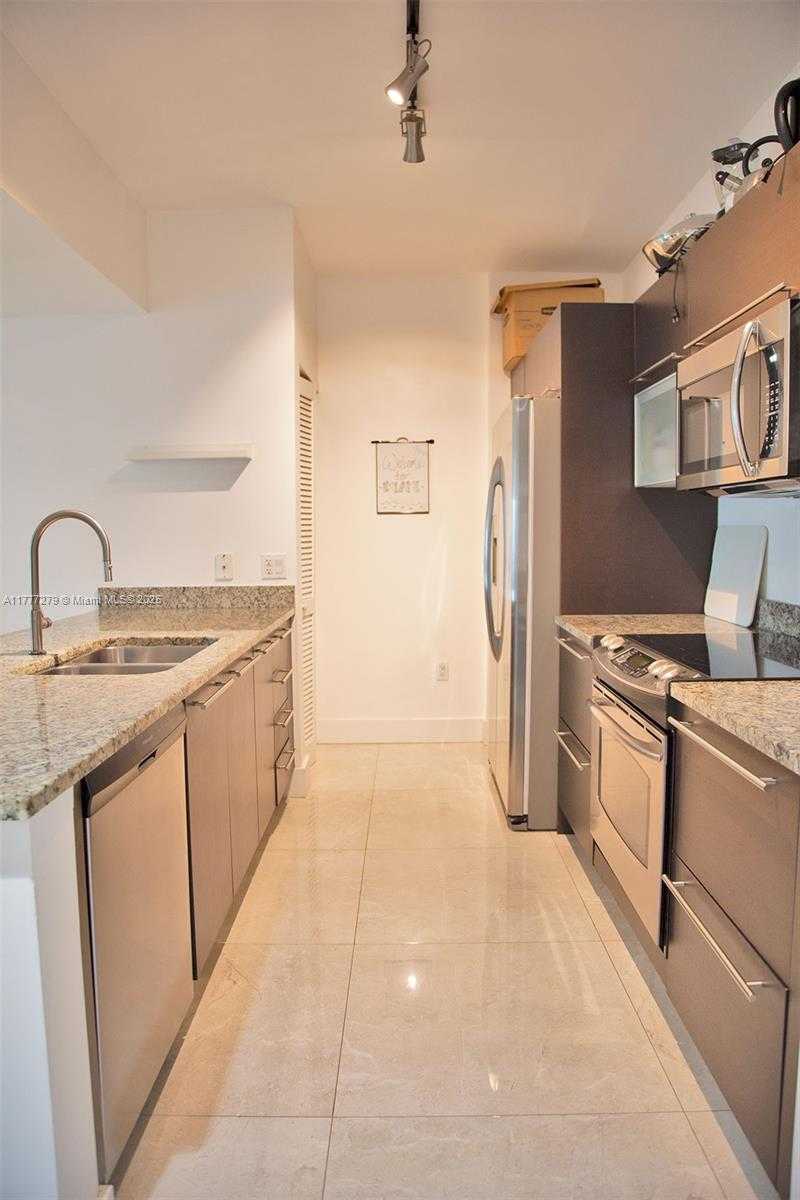 Small Image of 951 BRICKELL AVE #3007, Miami Number 15