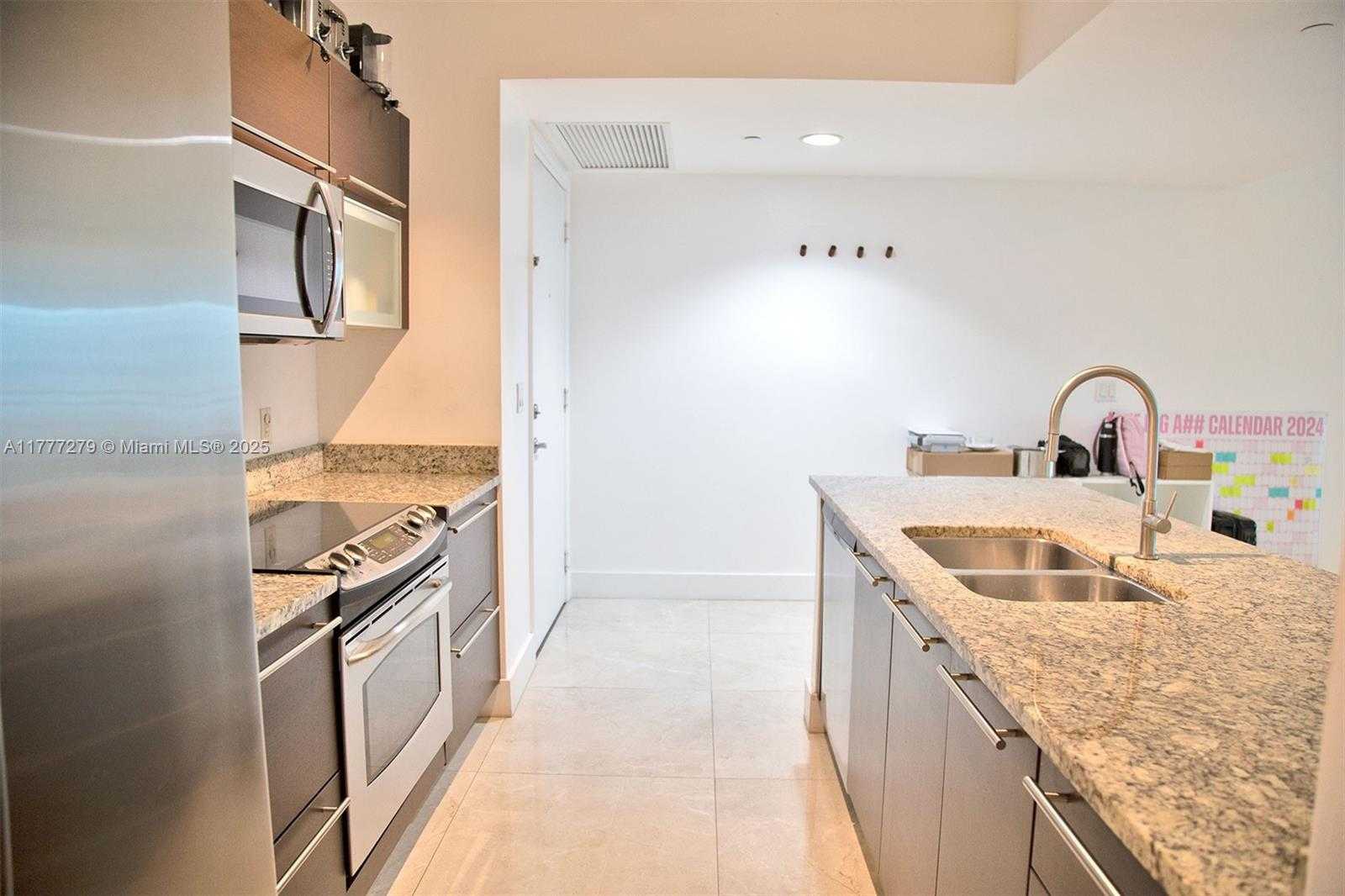 Small Image of 951 BRICKELL AVE #3007, Miami Number 16