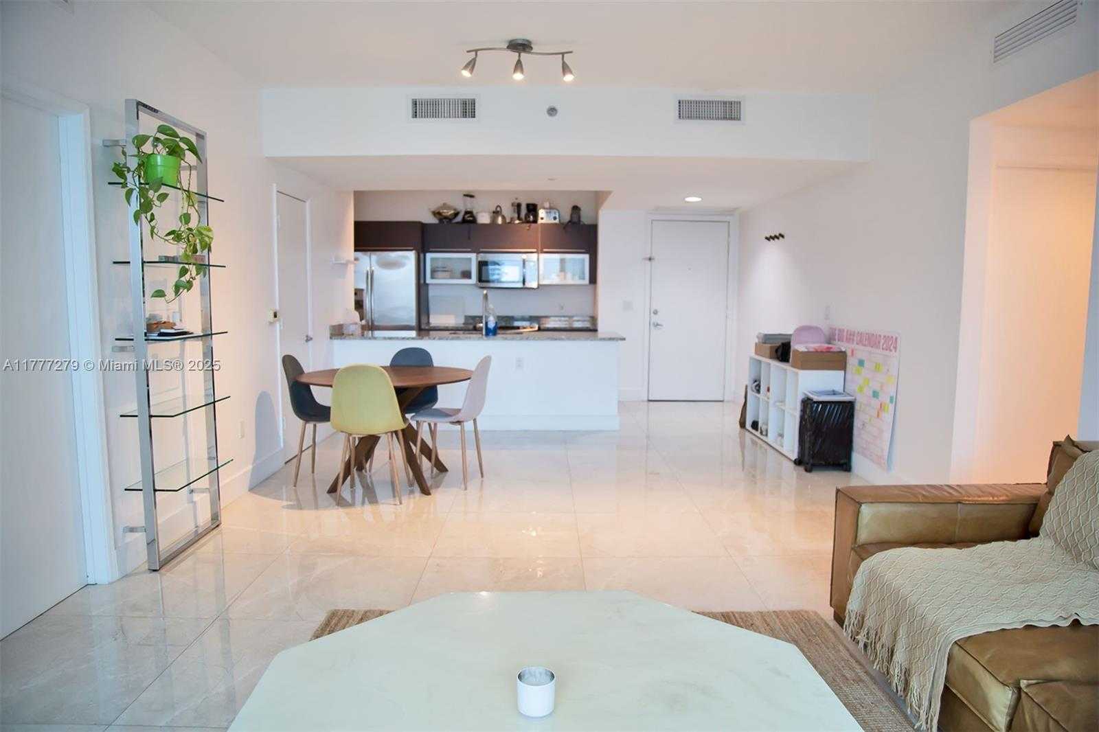 Small Image of 951 BRICKELL AVE #3007, Miami Number 19