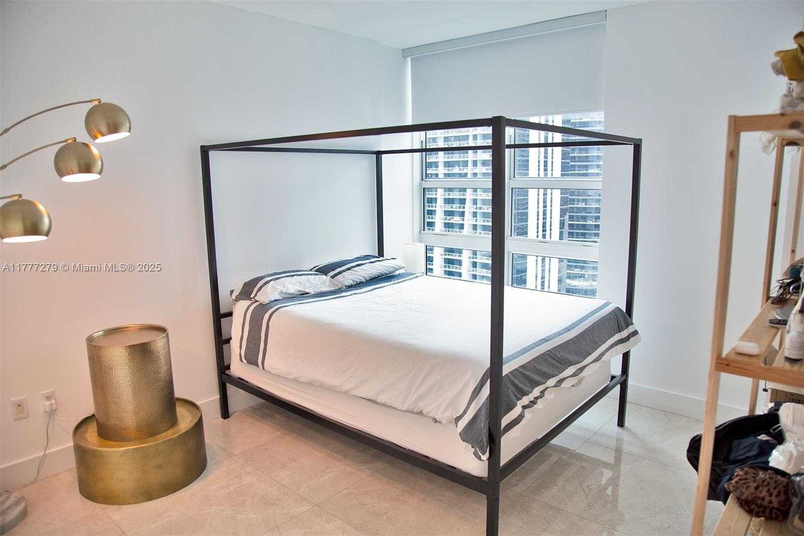 Small Image of 951 BRICKELL AVE #3007, Miami Number 2