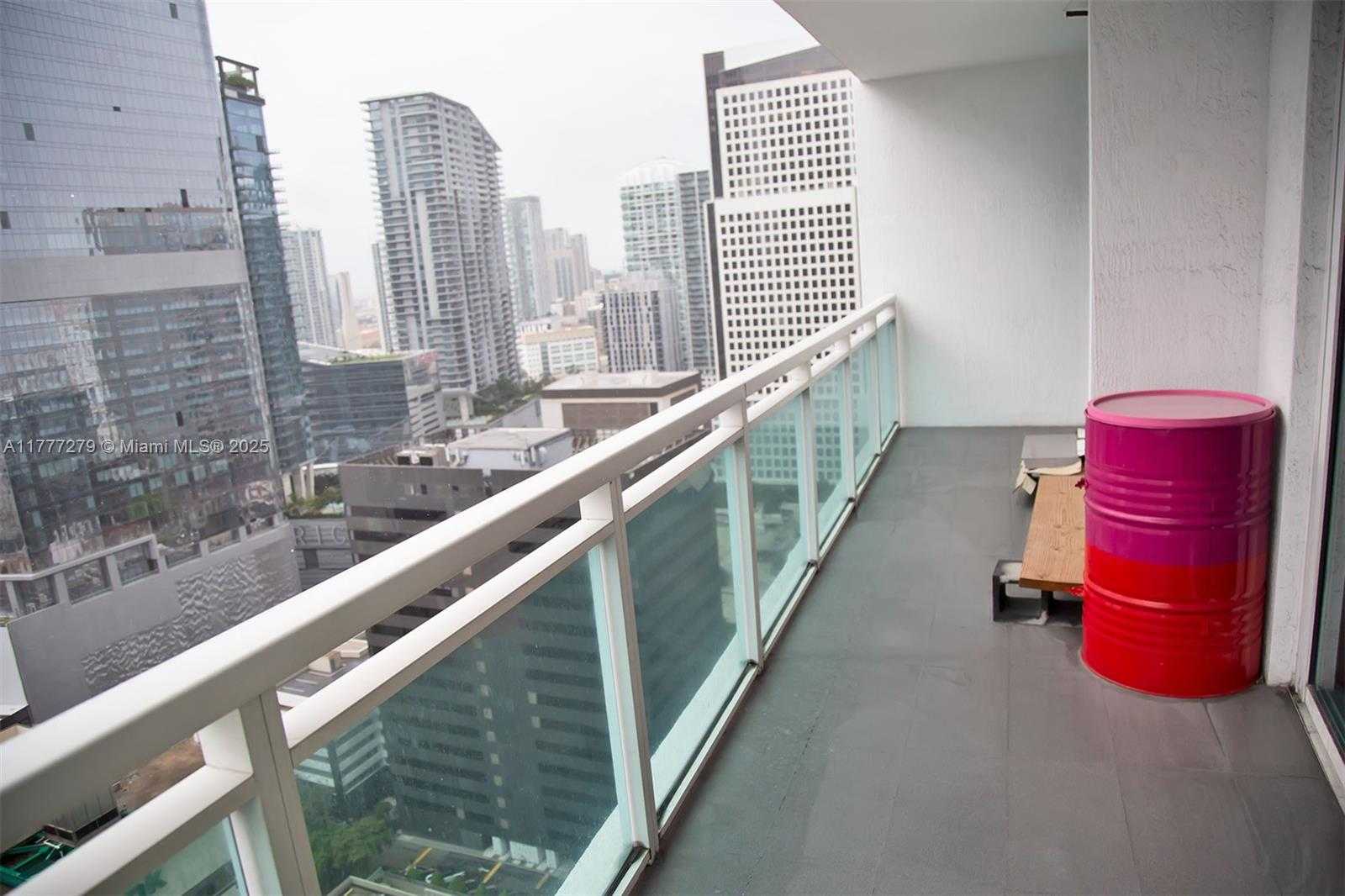 Small Image of 951 BRICKELL AVE #3007, Miami Number 21