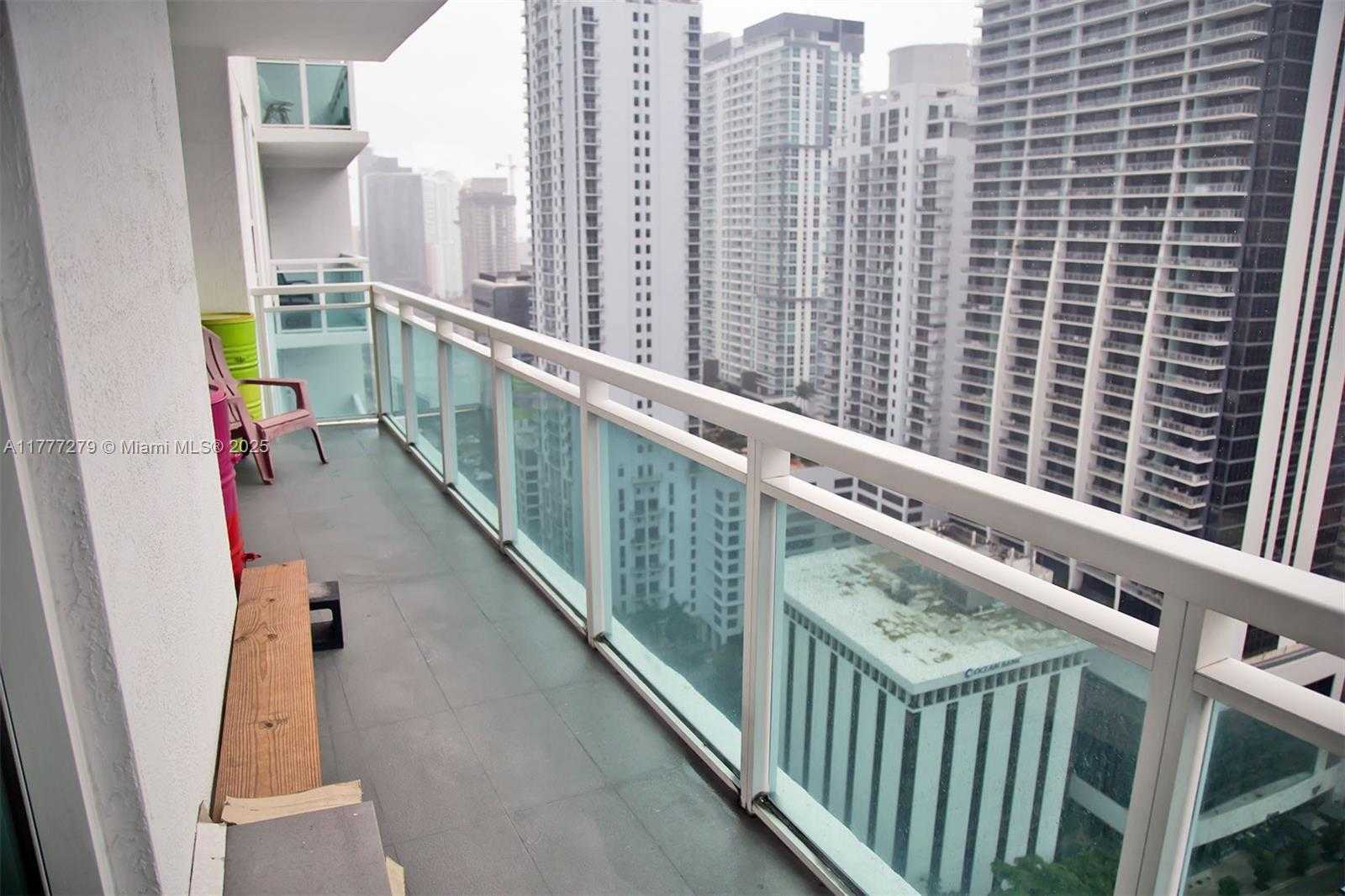 Small Image of 951 BRICKELL AVE #3007, Miami Number 22