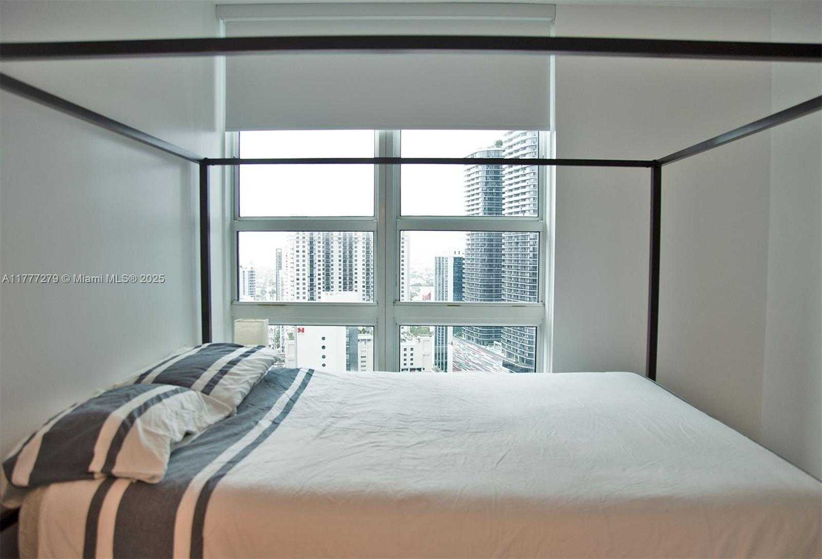 Small Image of 951 BRICKELL AVE #3007, Miami Number 3