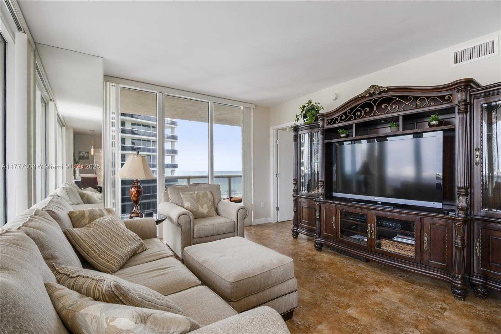 Small Image of 1830 SOUTH OCEAN DR #1108, Hallandale Beach Number 3