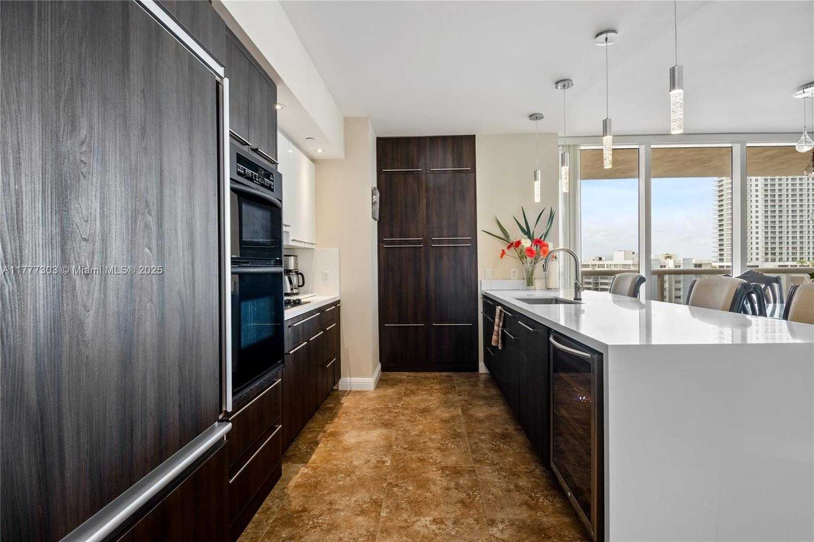 Small Image of 1830 SOUTH OCEAN DR #1108, Hallandale Beach Number 8