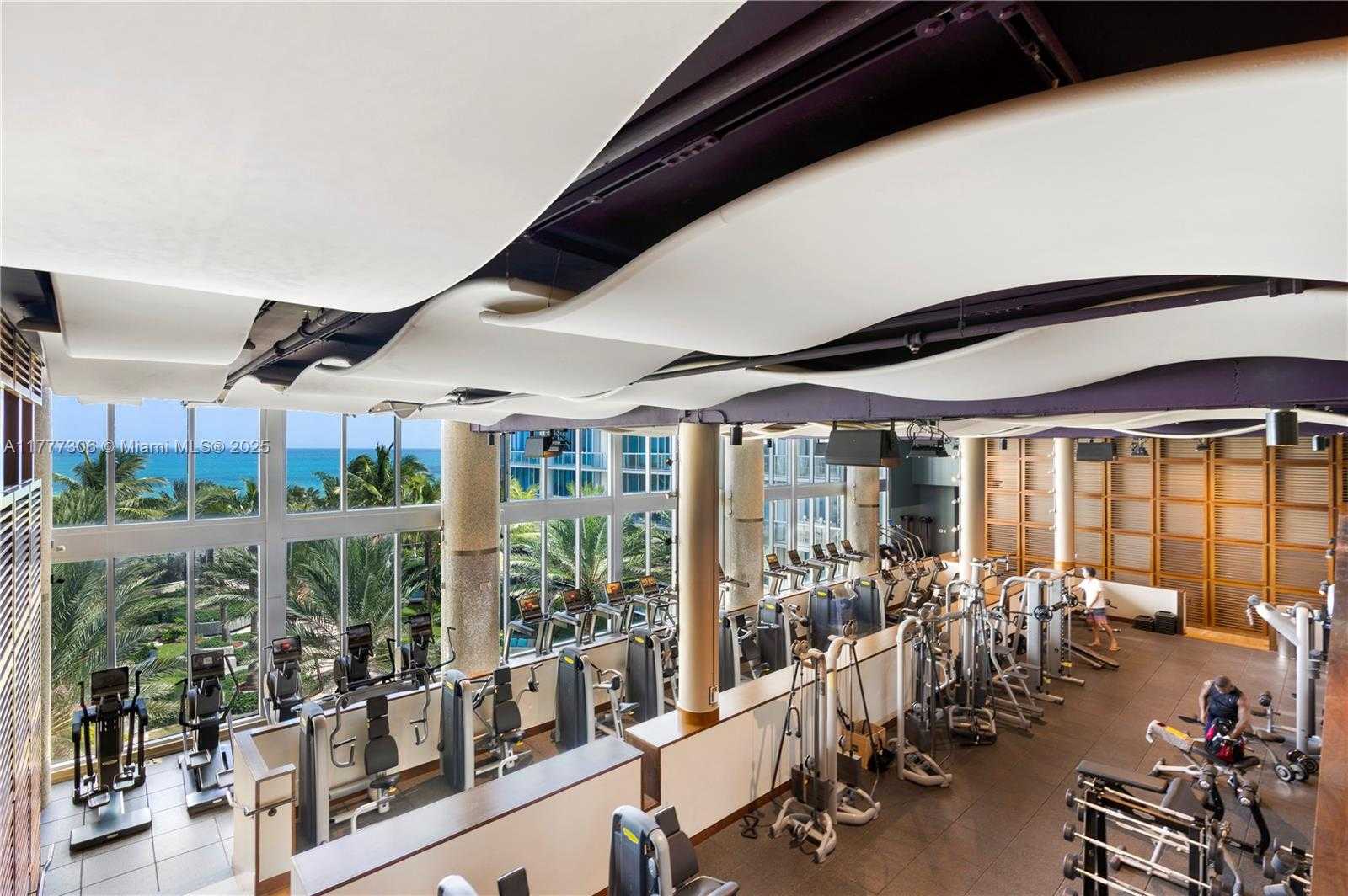 Small Image of 6801 COLLINS AVE #920, Miami Beach Number 18