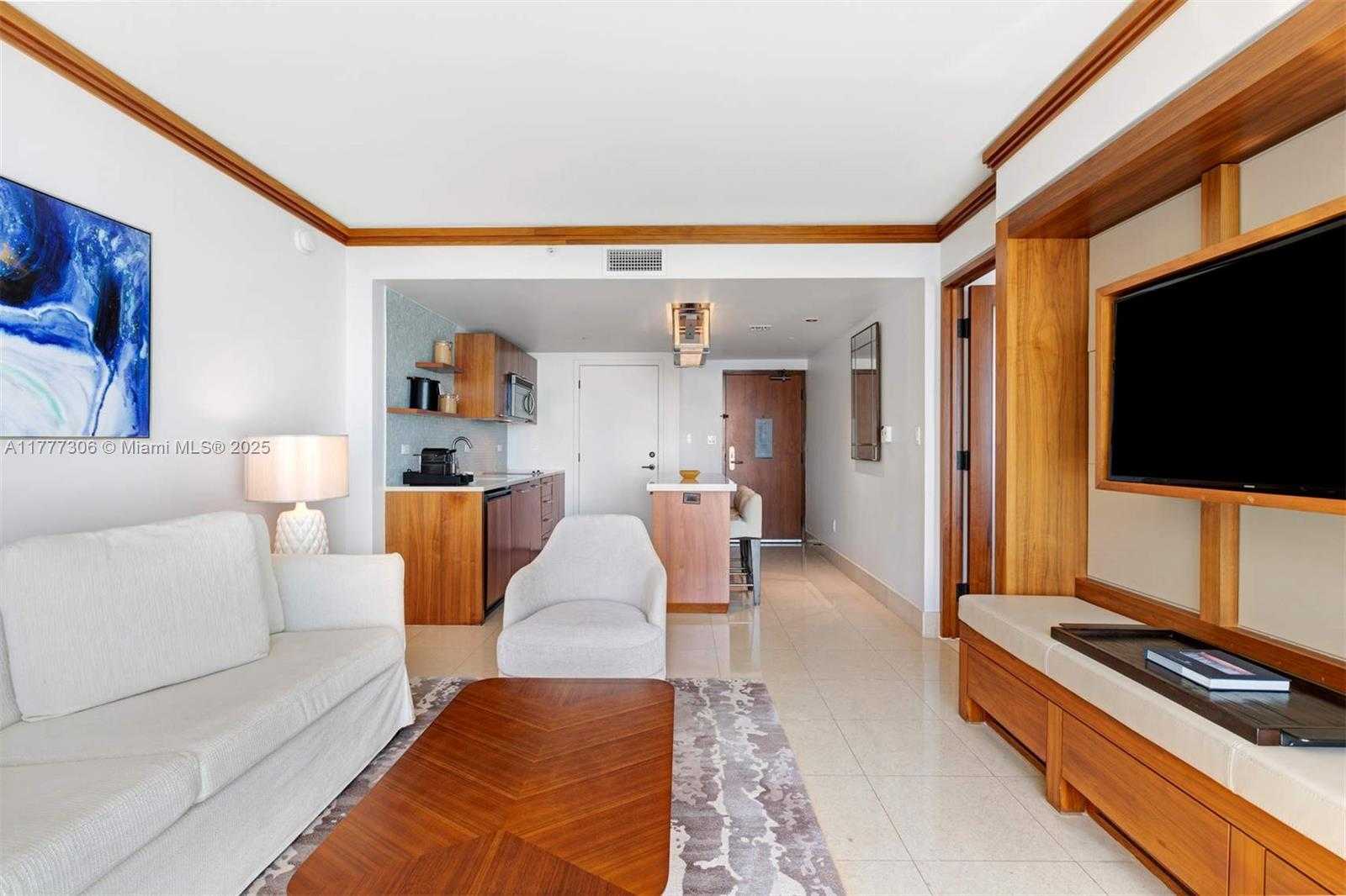 Small Image of 6801 COLLINS AVE #920, Miami Beach Number 21