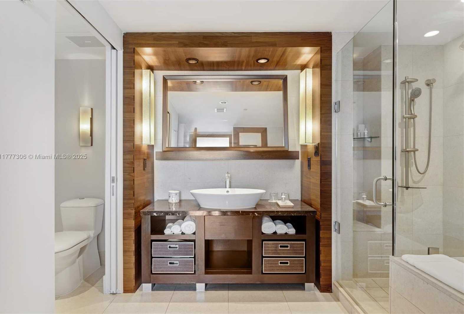Small Image of 6801 COLLINS AVE #920, Miami Beach Number 22