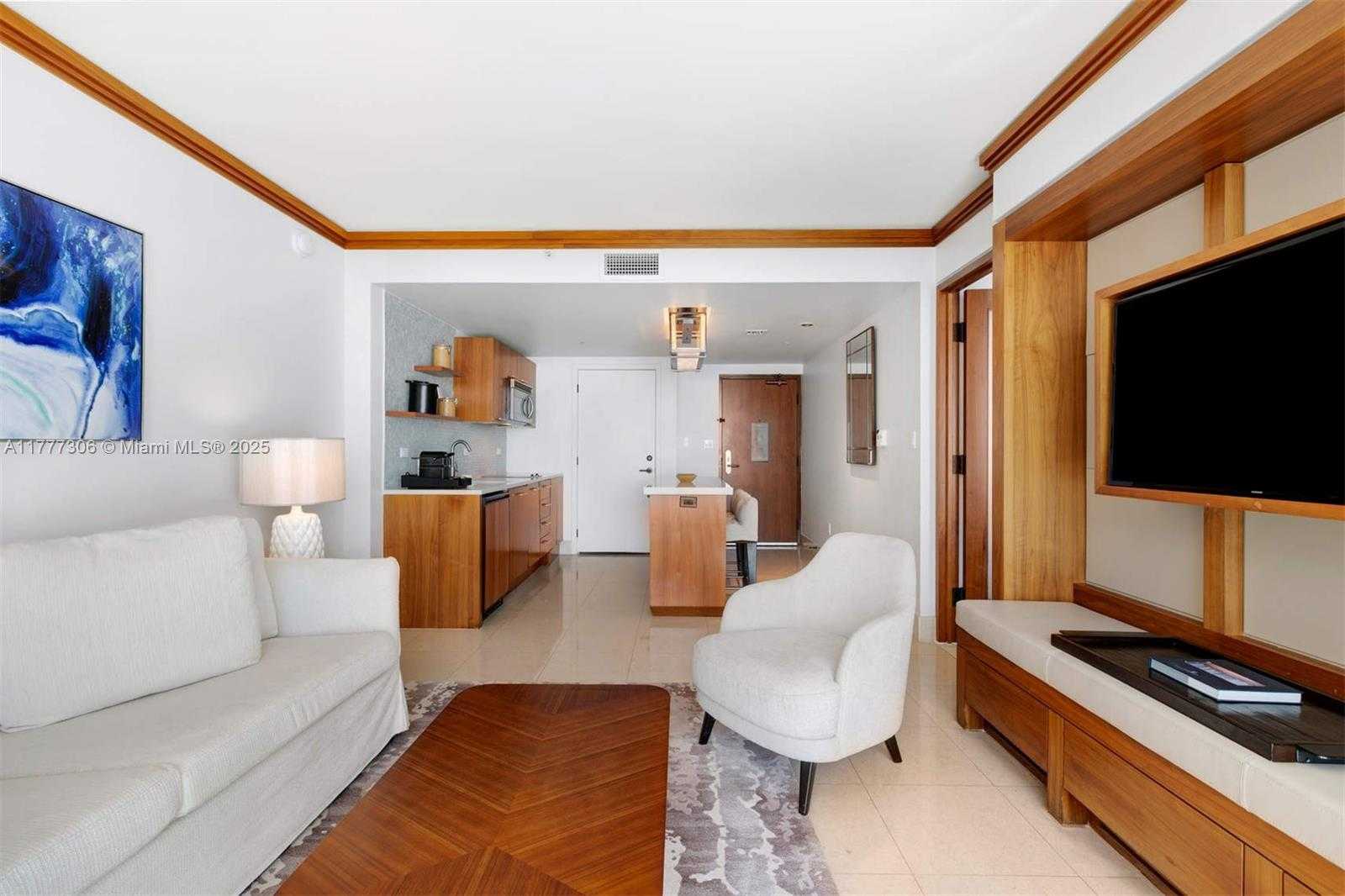 Small Image of 6801 COLLINS AVE #920, Miami Beach Number 8