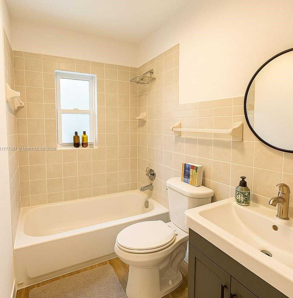 Small Image of 3523 SOUTH WEST 16TH ST, Miami Number 12