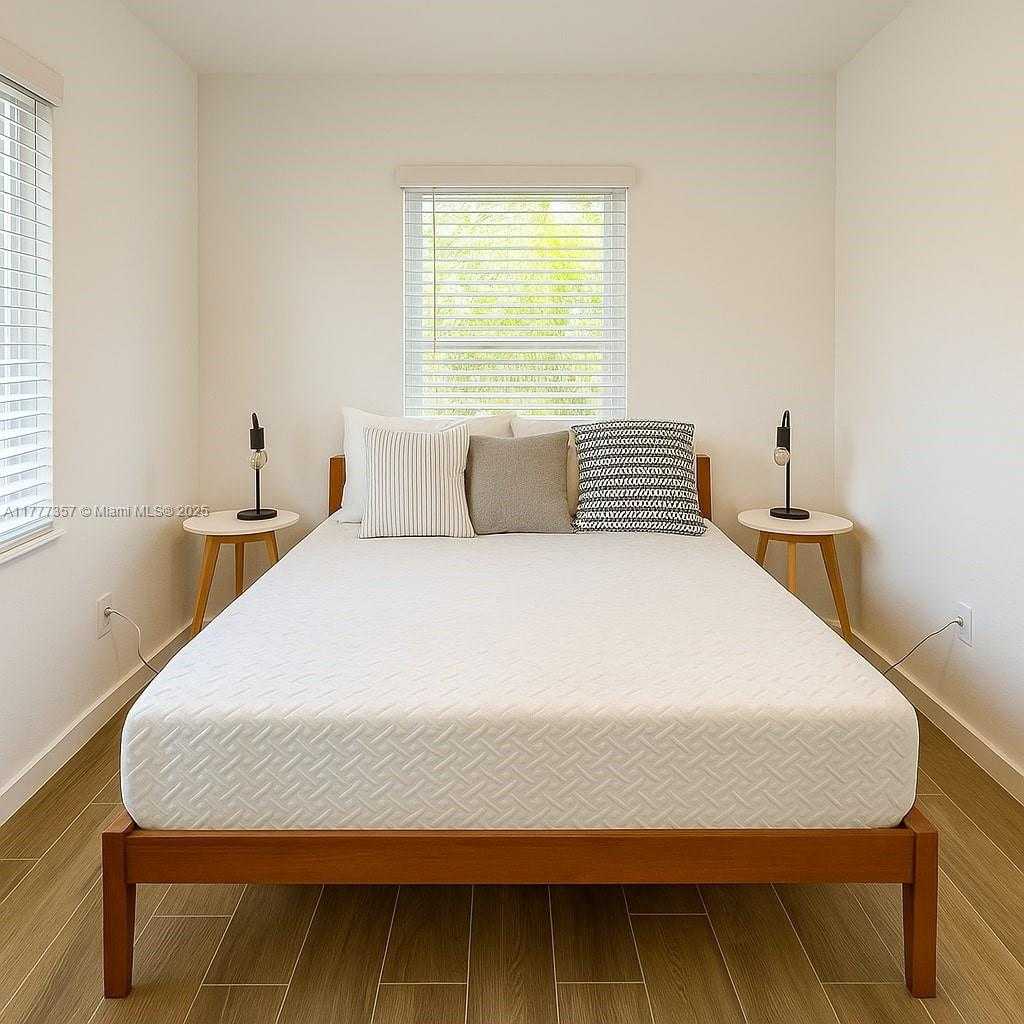 Small Image of 3523 SOUTH WEST 16TH ST, Miami Number 16
