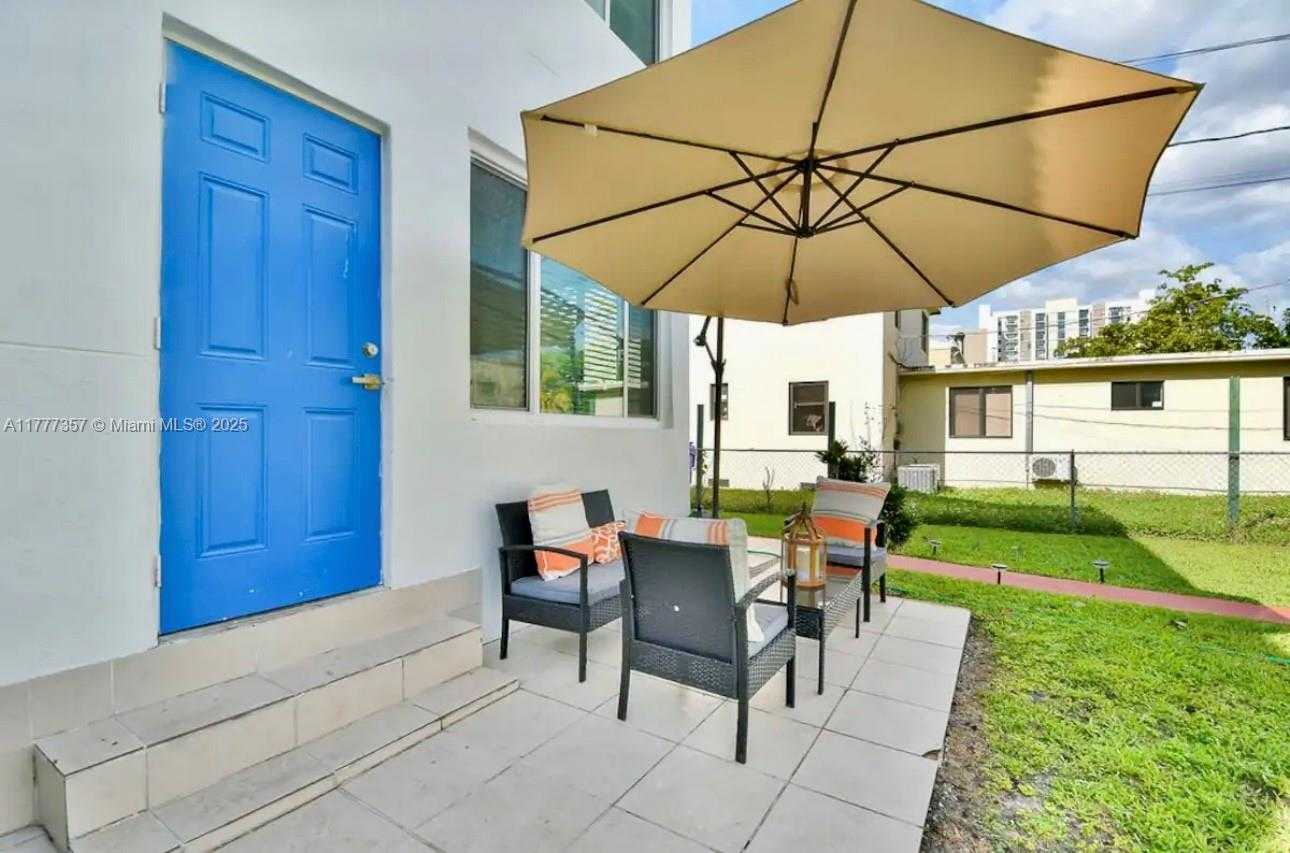 Small Image of 3523 SOUTH WEST 16TH ST, Miami Number 19