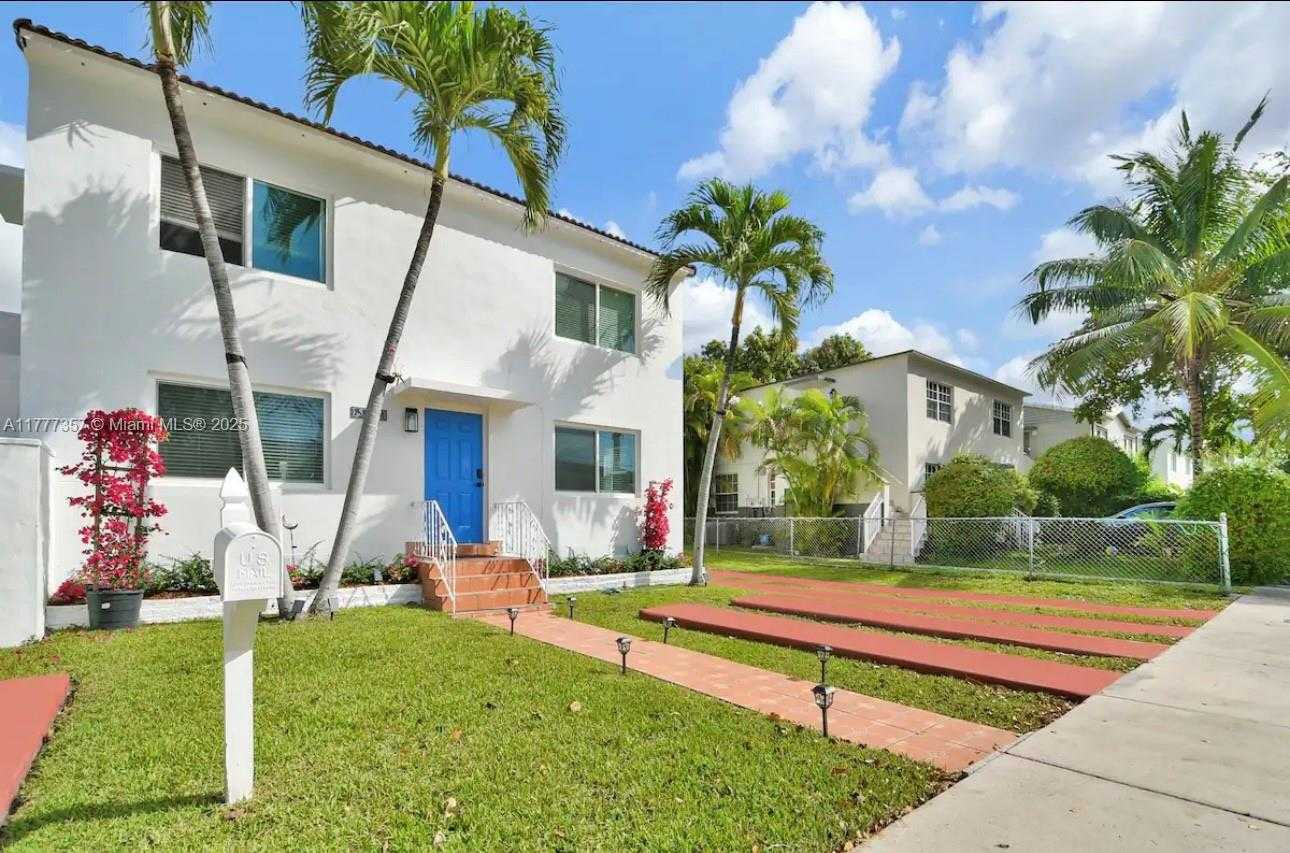 Small Image of 3523 SOUTH WEST 16TH ST, Miami Number 22