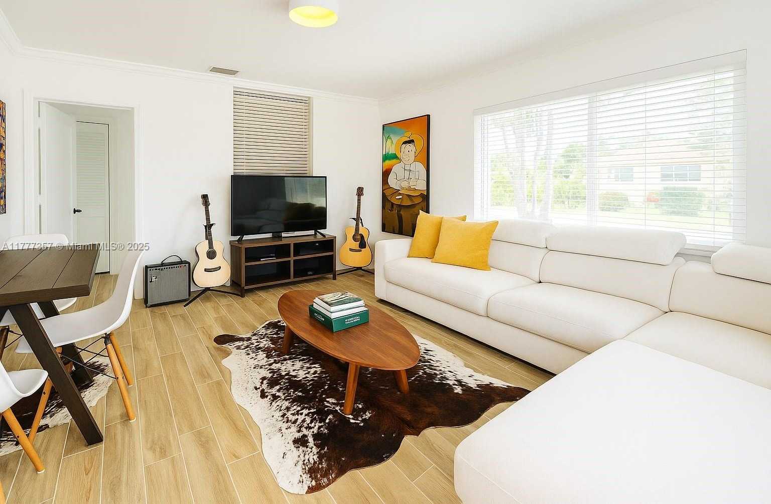 Small Image of 3523 SOUTH WEST 16TH ST, Miami Number 5