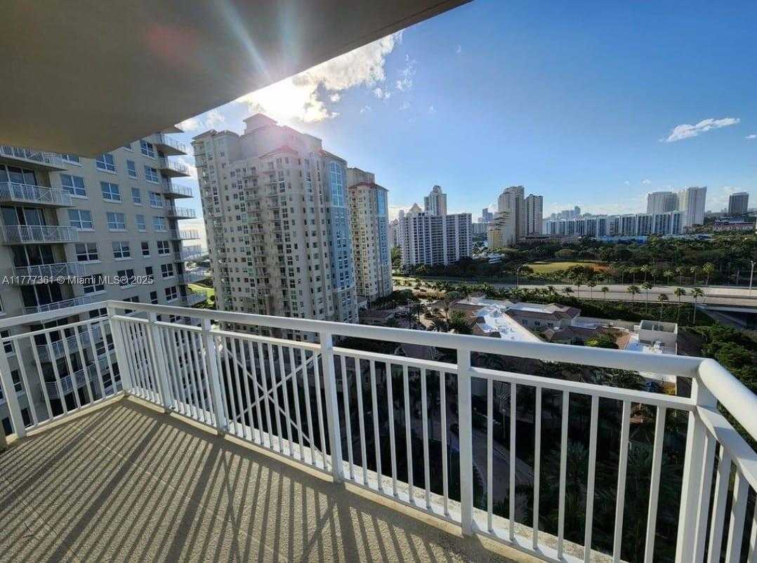 Small Image of 19501 WEST COUNTRY CLUB DR #1508, Aventura Number 10