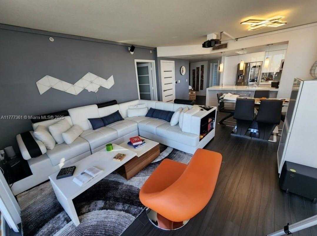 Small Image of 19501 WEST COUNTRY CLUB DR #1508, Aventura Number 6