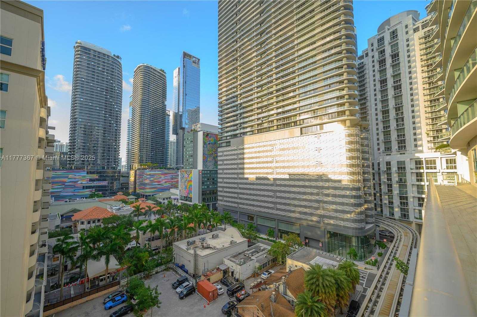 Small Image of 1100 SOUTH MIAMI AVE #3102, Miami Number 22