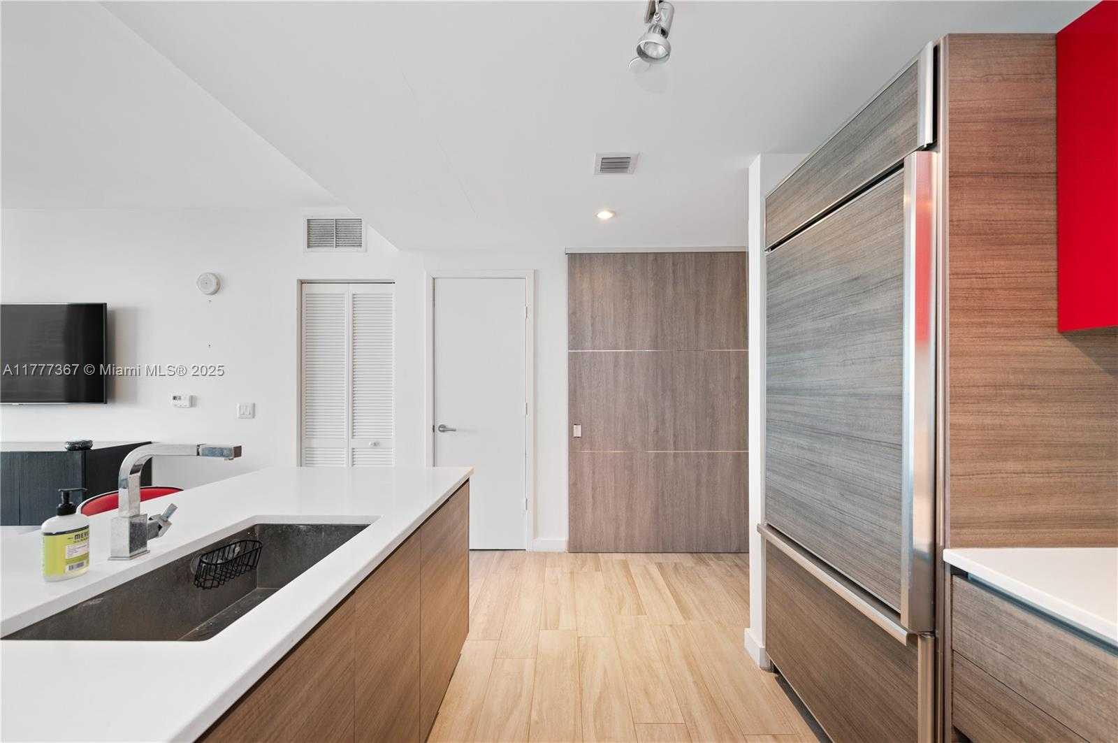 Small Image of 1100 SOUTH MIAMI AVE #3102, Miami Number 3