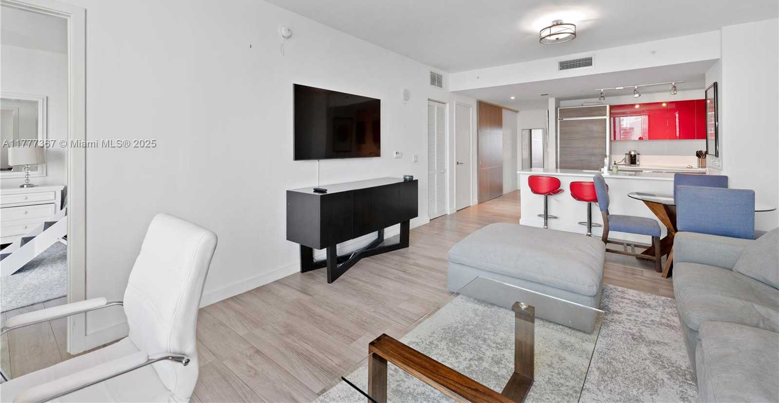 Small Image of 1100 SOUTH MIAMI AVE #3102, Miami Number 6