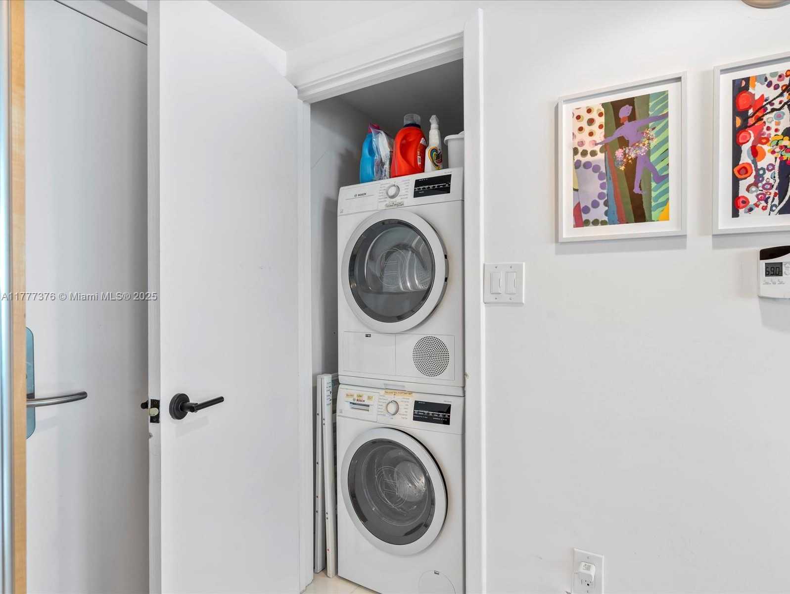 Small Image of 6801 COLLINS AVE #1209, Miami Beach Number 20