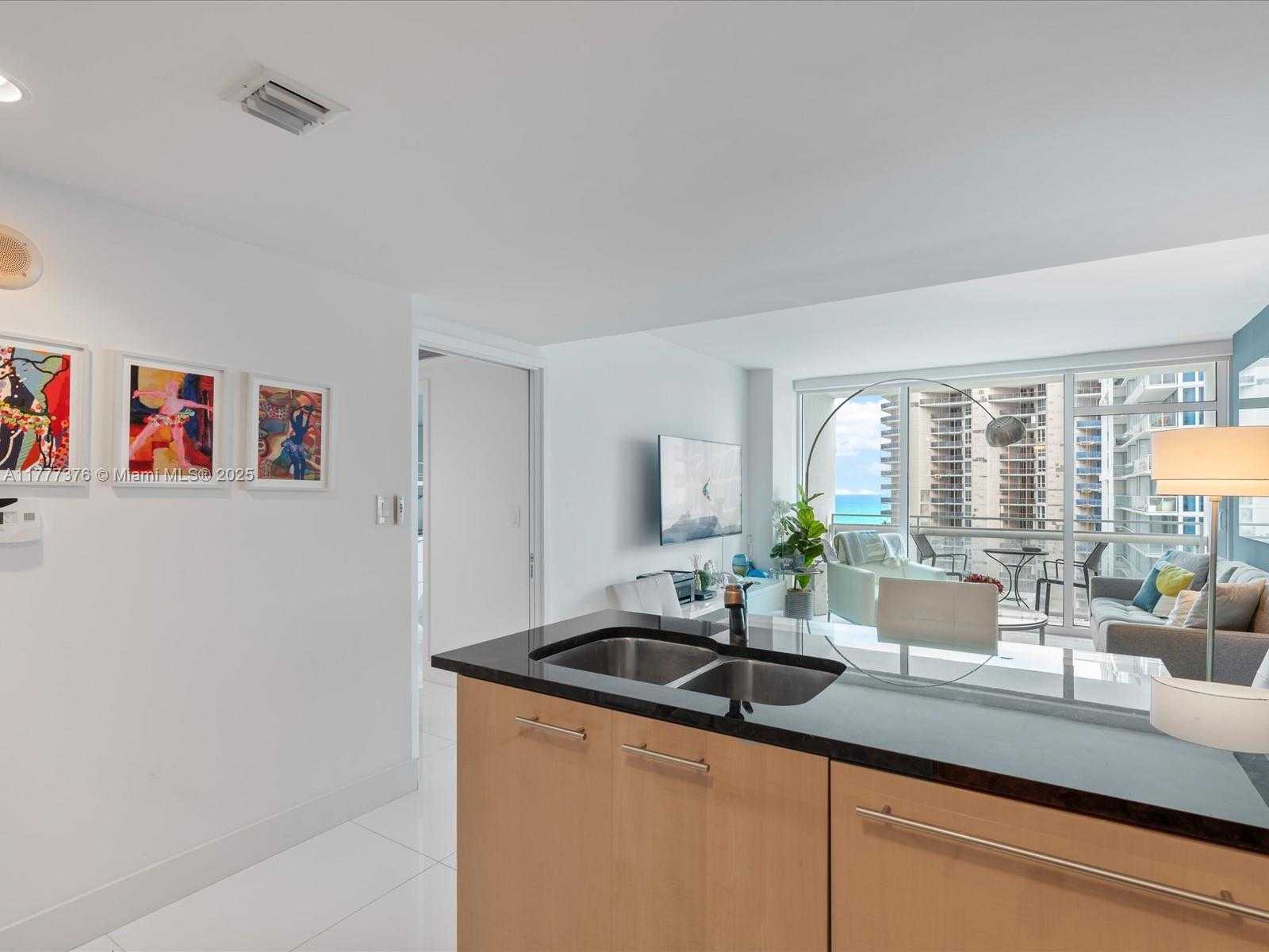 Small Image of 6801 COLLINS AVE #1209, Miami Beach Number 6