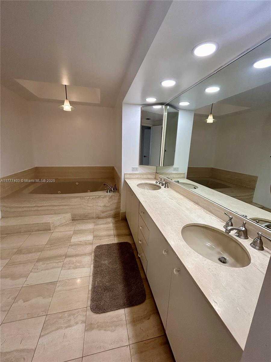 Small Image of 20191 EAST COUNTRY CLUB DR #2504, Aventura Number 23