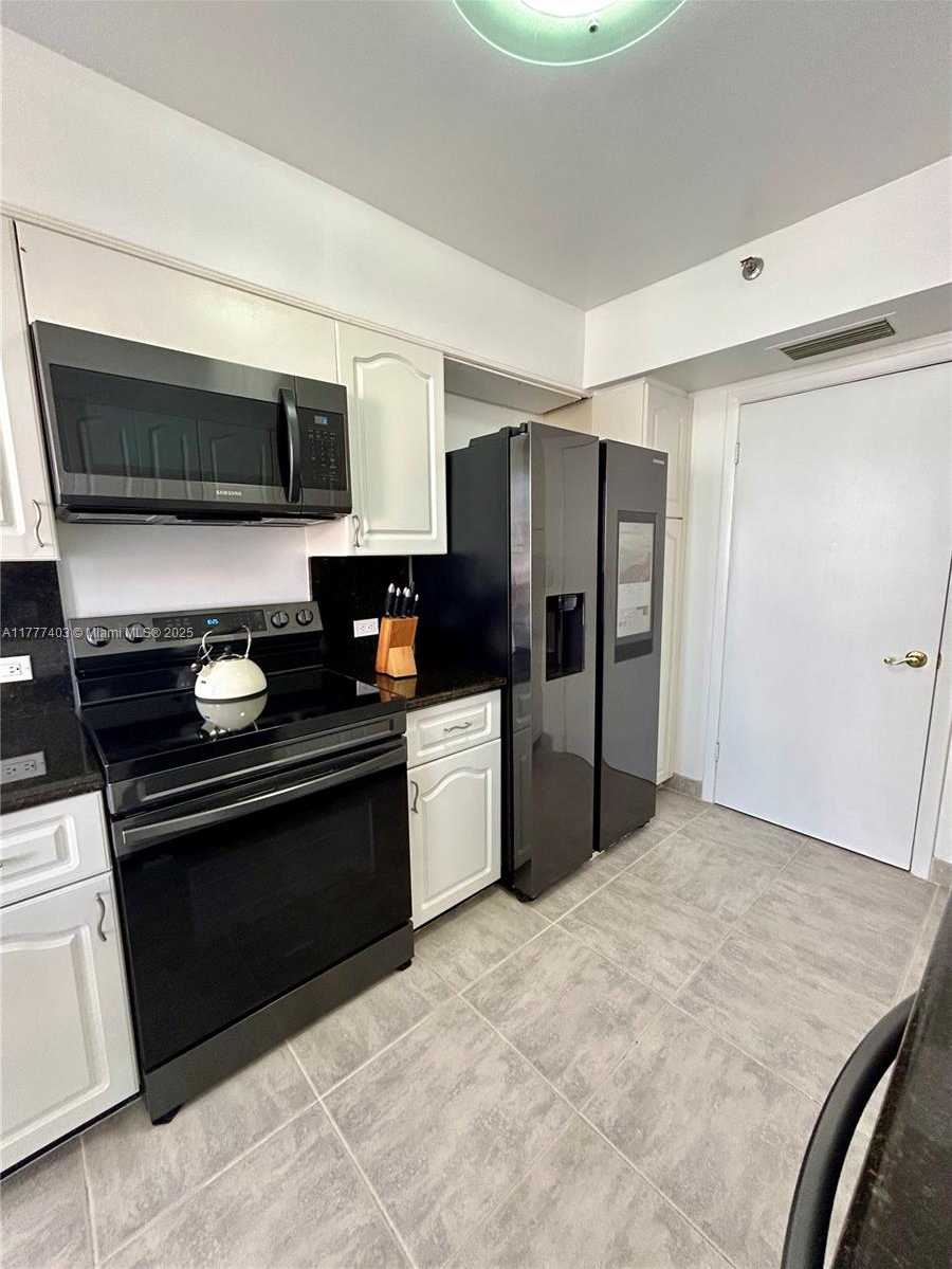 Small Image of 20191 EAST COUNTRY CLUB DR #2504, Aventura Number 6