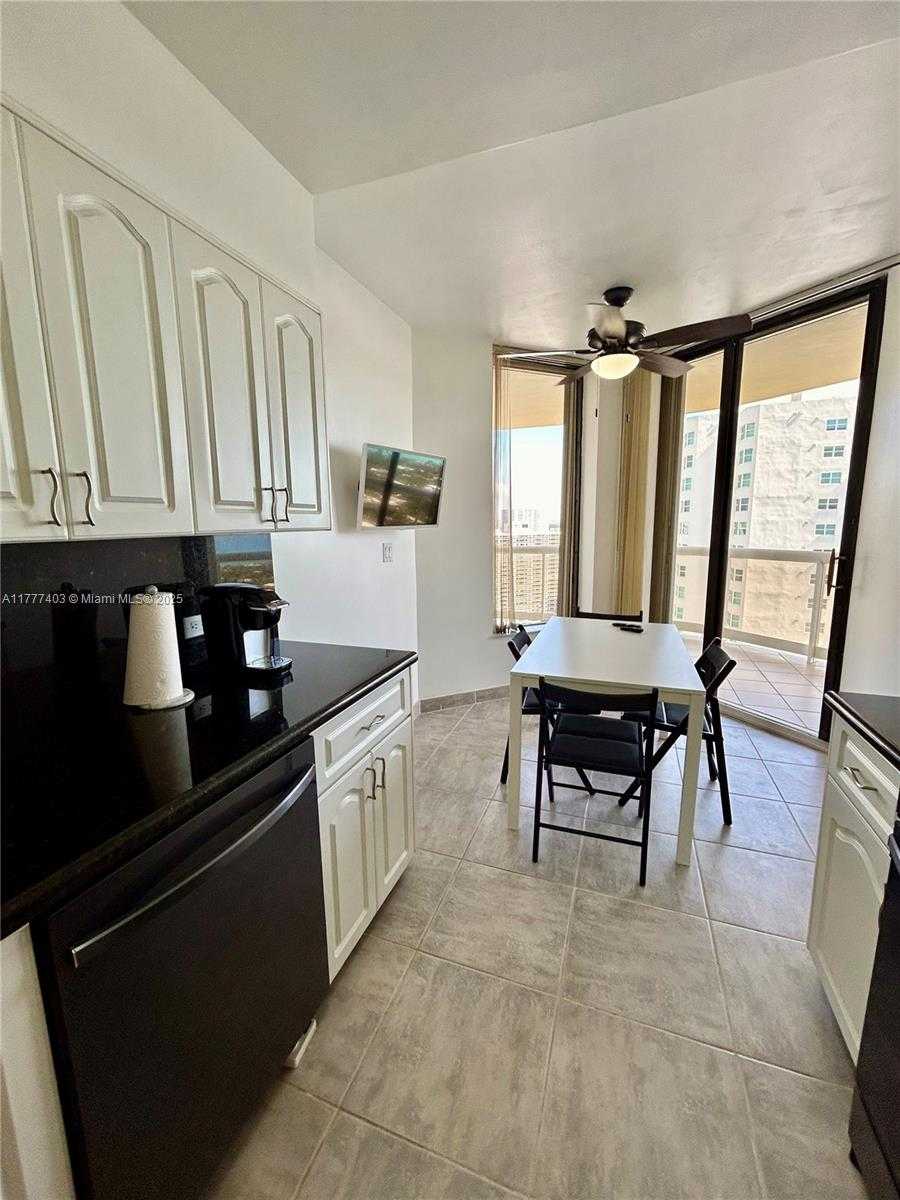 Small Image of 20191 EAST COUNTRY CLUB DR #2504, Aventura Number 8
