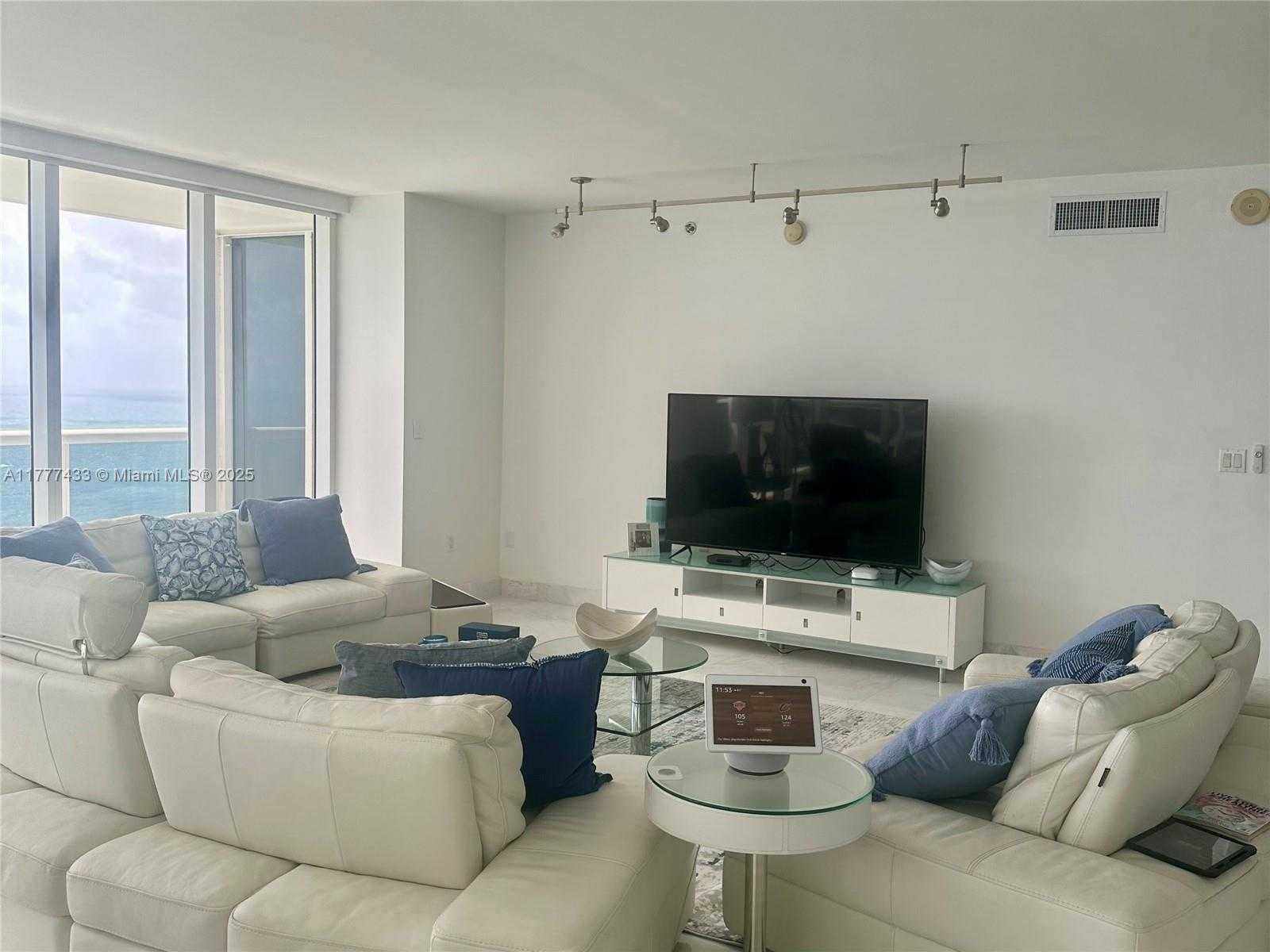 Small Image of 1850 SOUTH OCEAN DR #3701, Hallandale Beach Number 11