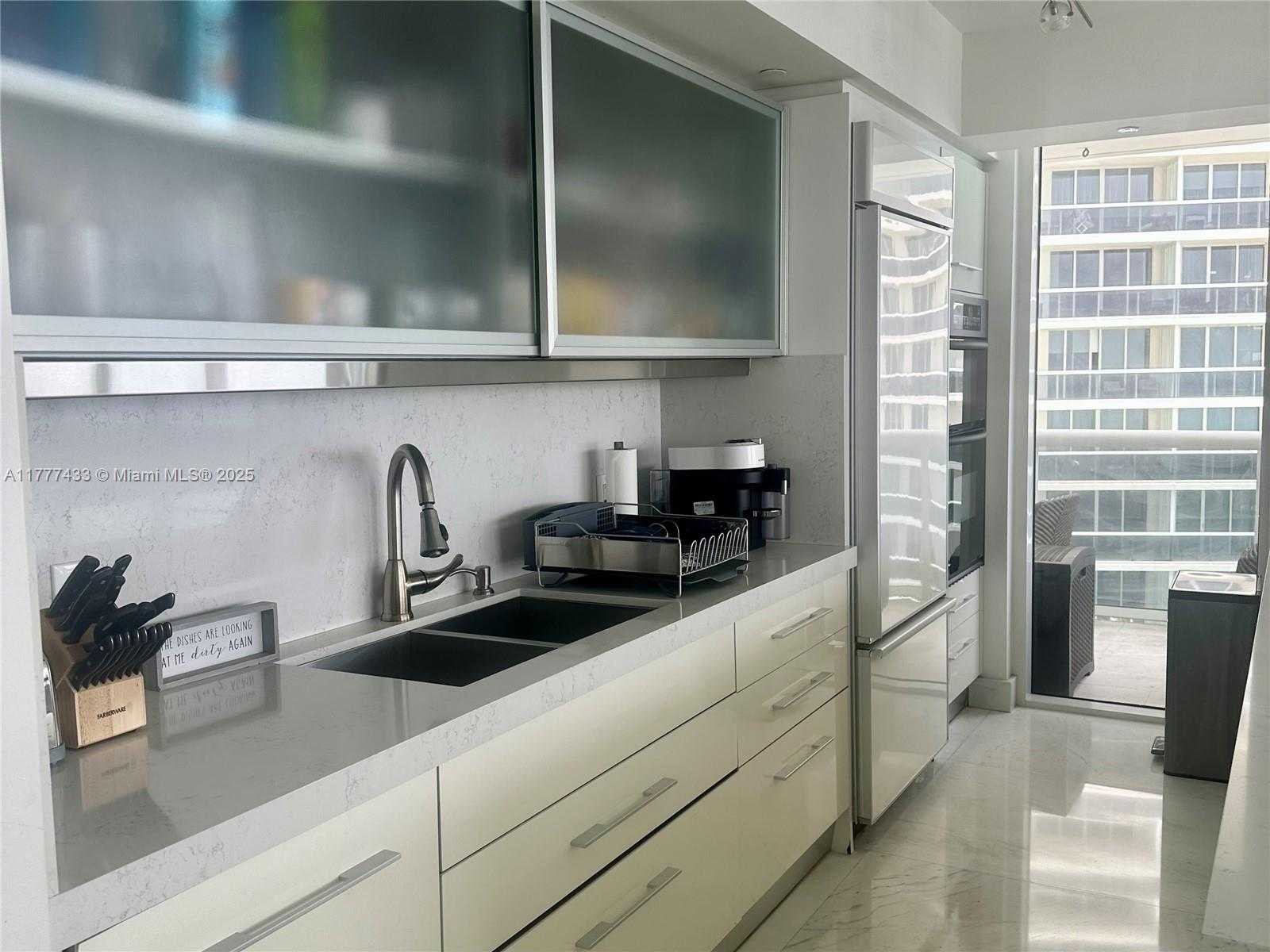 Small Image of 1850 SOUTH OCEAN DR #3701, Hallandale Beach Number 16