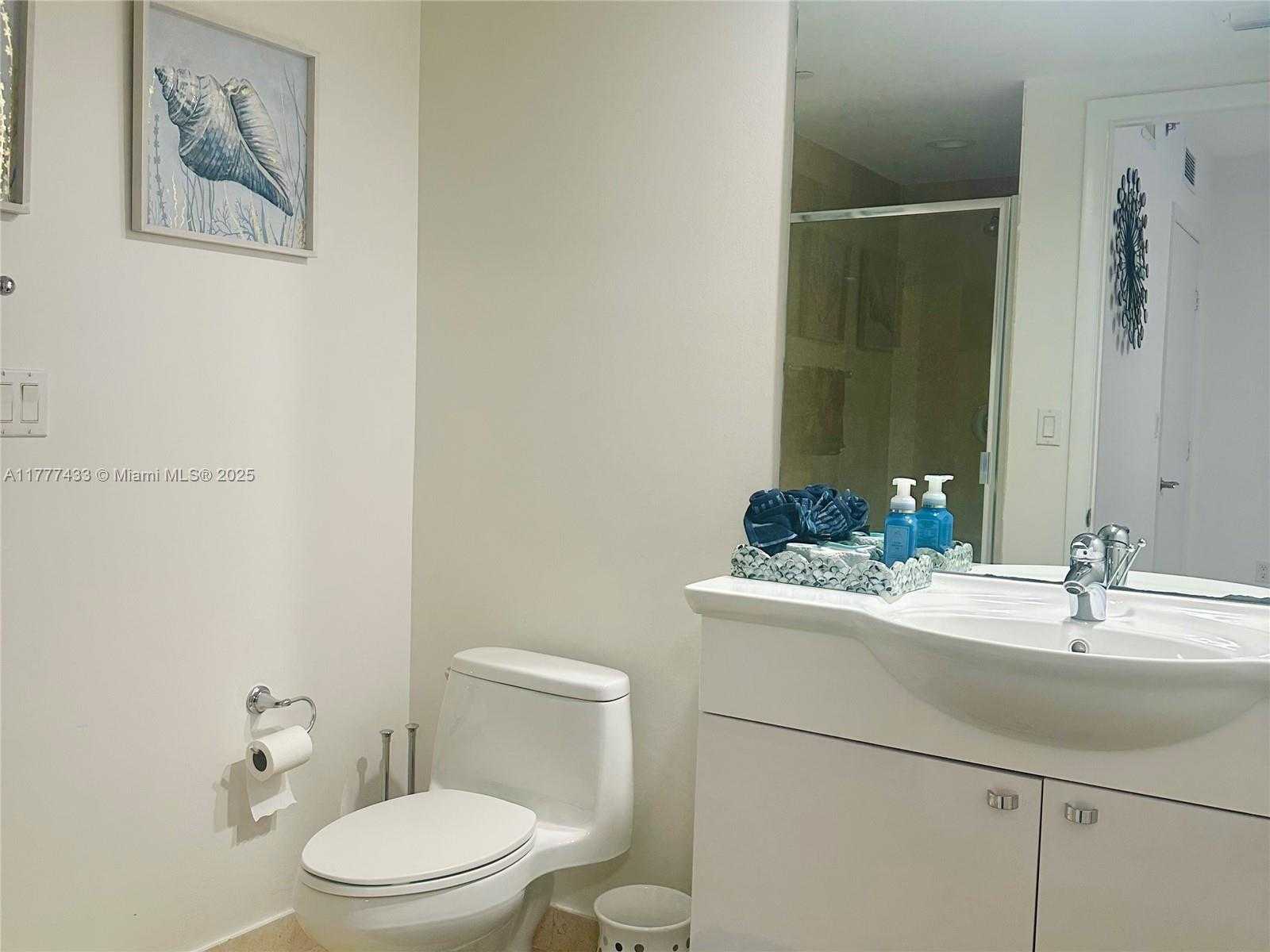Small Image of 1850 SOUTH OCEAN DR #3701, Hallandale Beach Number 22