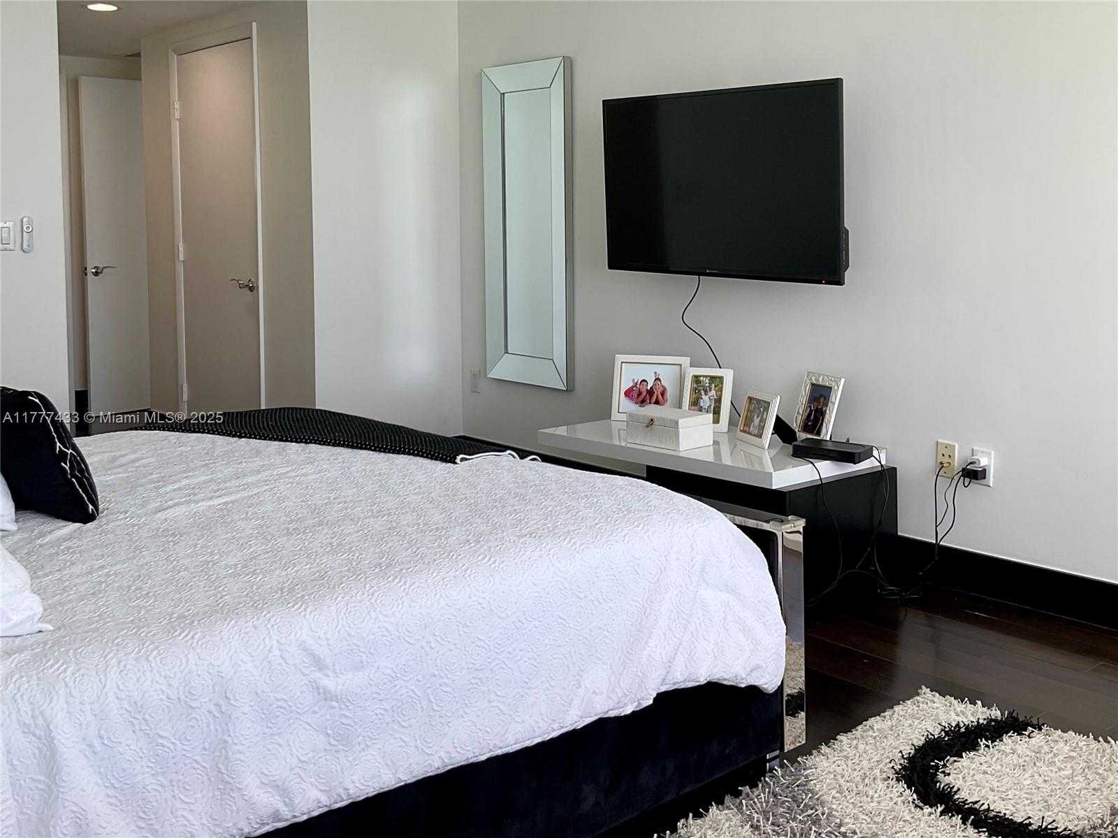 Small Image of 1850 SOUTH OCEAN DR #3701, Hallandale Beach Number 37