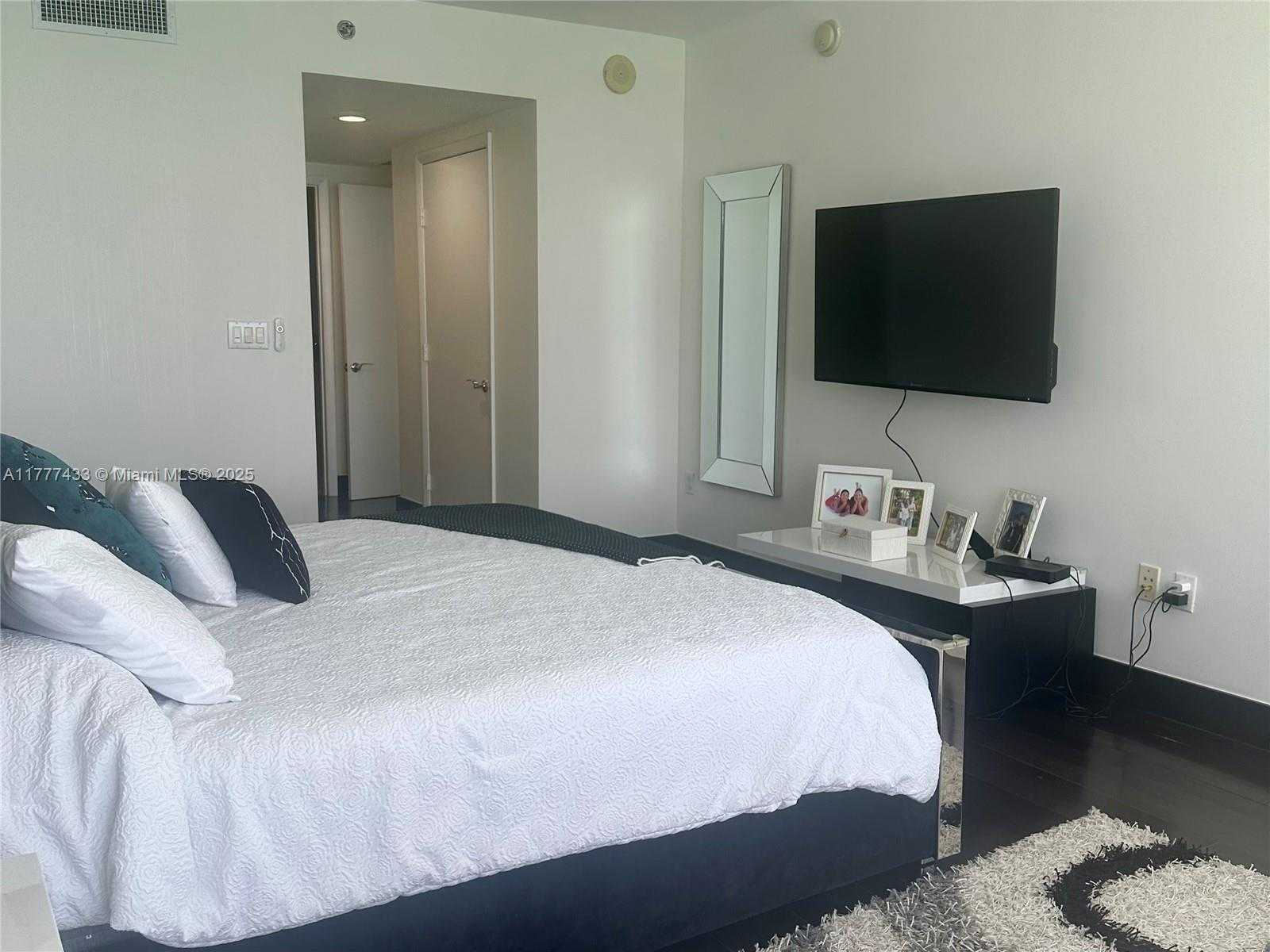 Small Image of 1850 SOUTH OCEAN DR #3701, Hallandale Beach Number 41