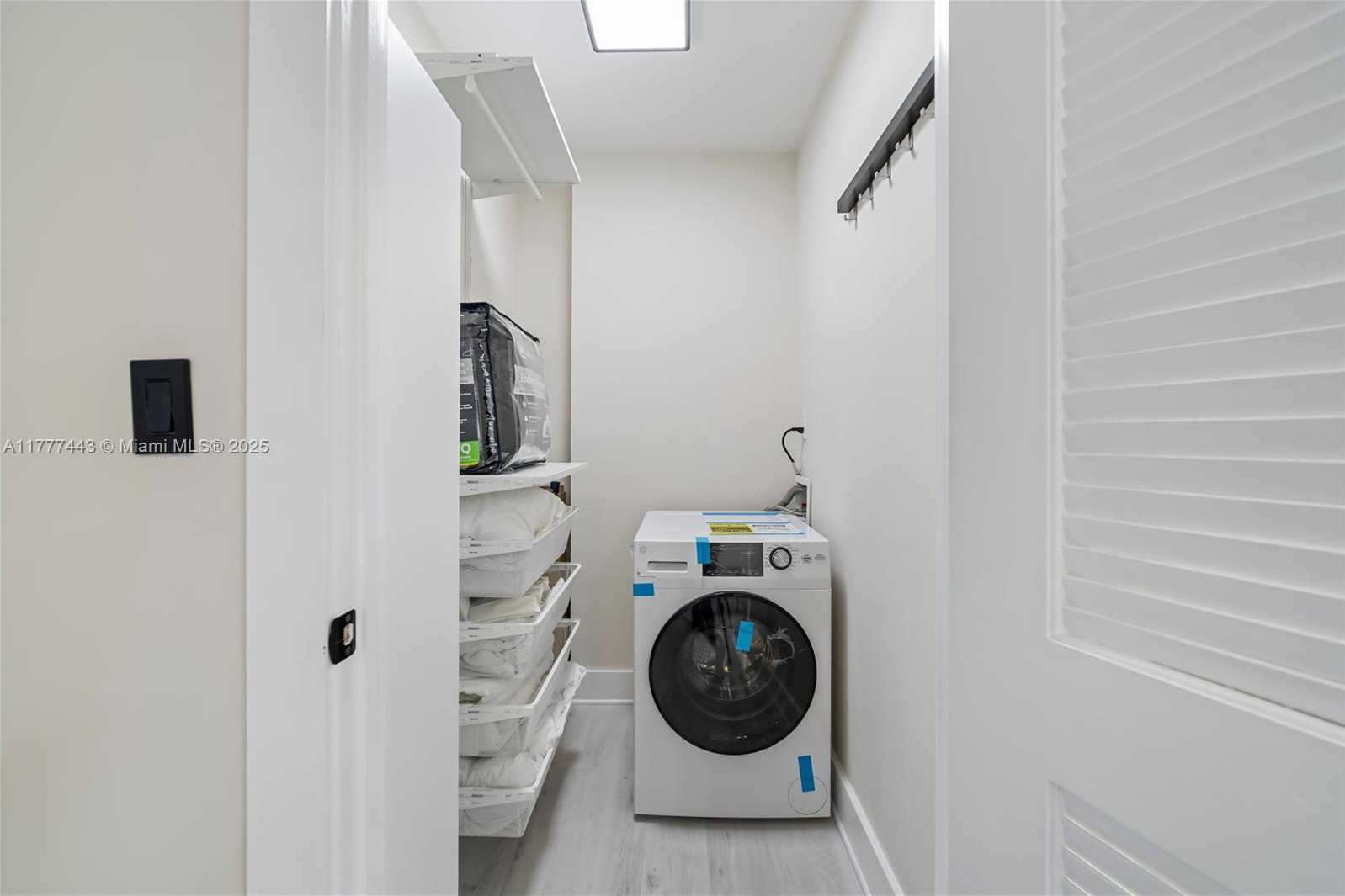 Small Image of 2301 COLLINS AVE #1130, Miami Beach Number 15