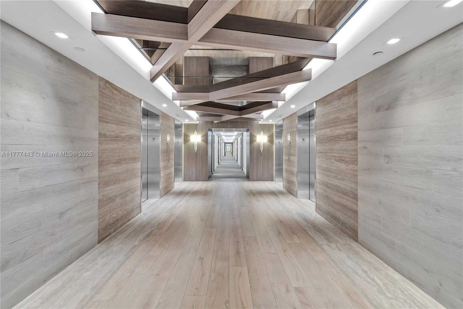 Small Image of 2301 COLLINS AVE #1130, Miami Beach Number 21