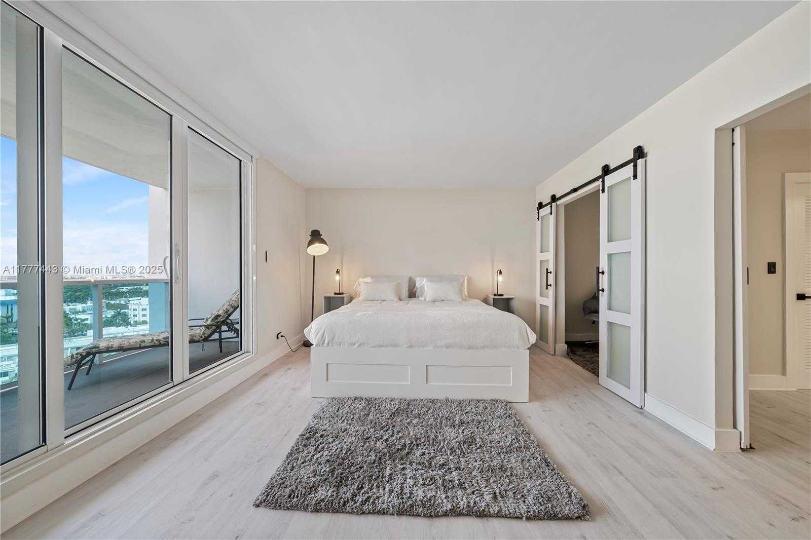 Small Image of 2301 COLLINS AVE #1130, Miami Beach Number 5
