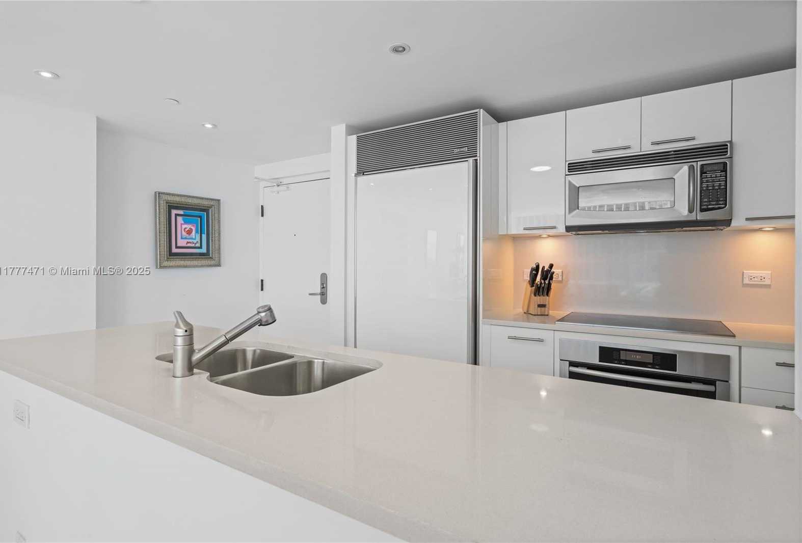 Small Image of 6801 COLLINS AVE #1206, Miami Beach Number 28