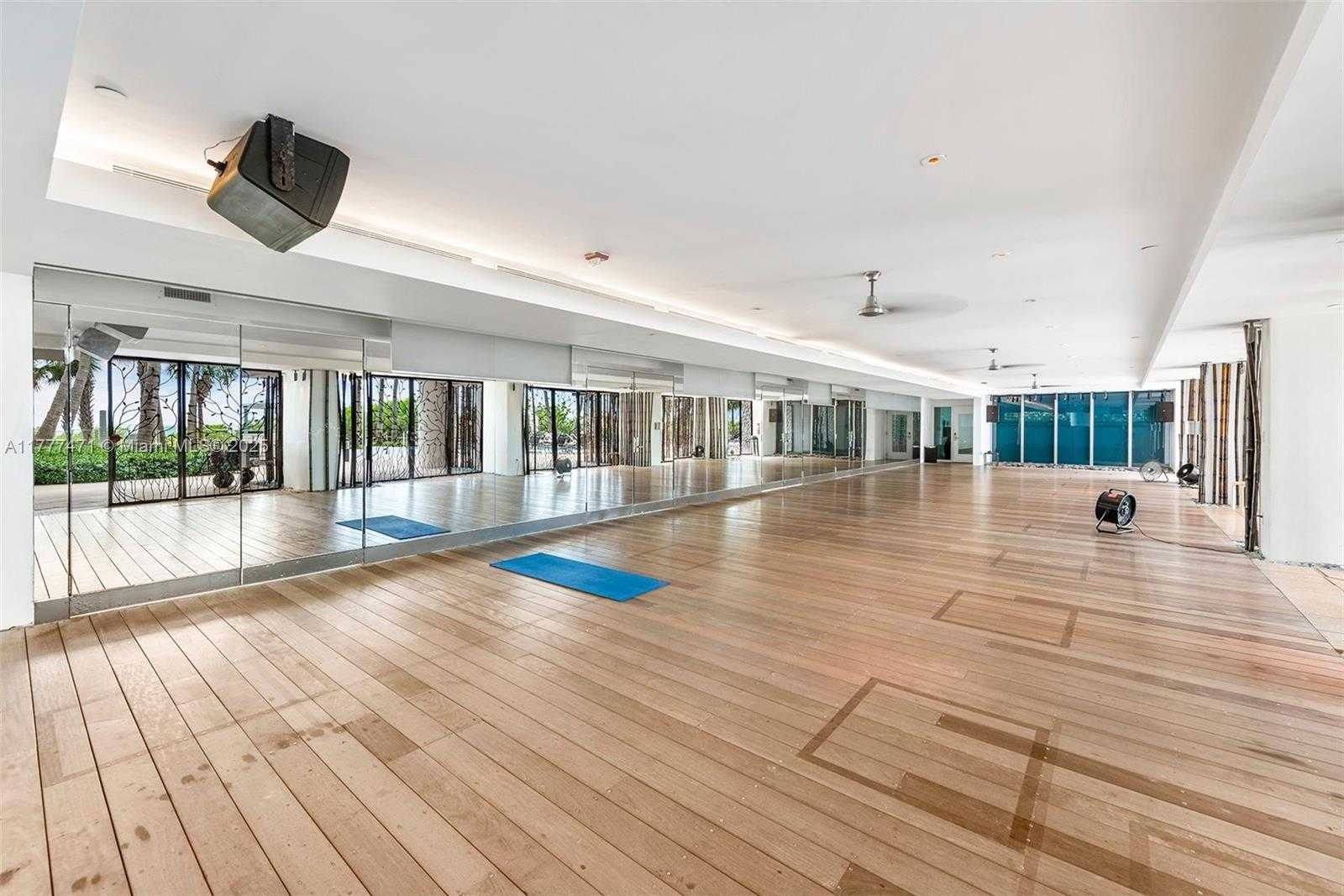 Small Image of 6801 COLLINS AVE #1206, Miami Beach Number 54