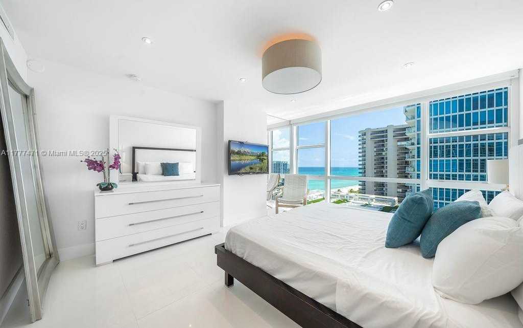 Small Image of 6801 COLLINS AVE #1206, Miami Beach Number 60