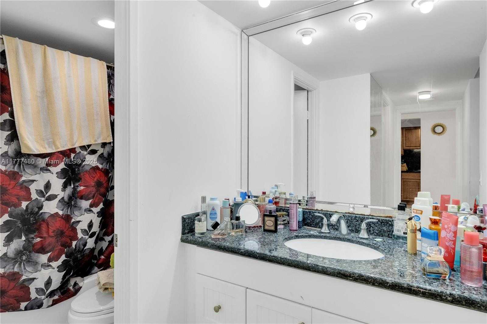 Small Image of 1351 NORTH EAST MIAMI GARDENS DR #722E, Miami Number 17