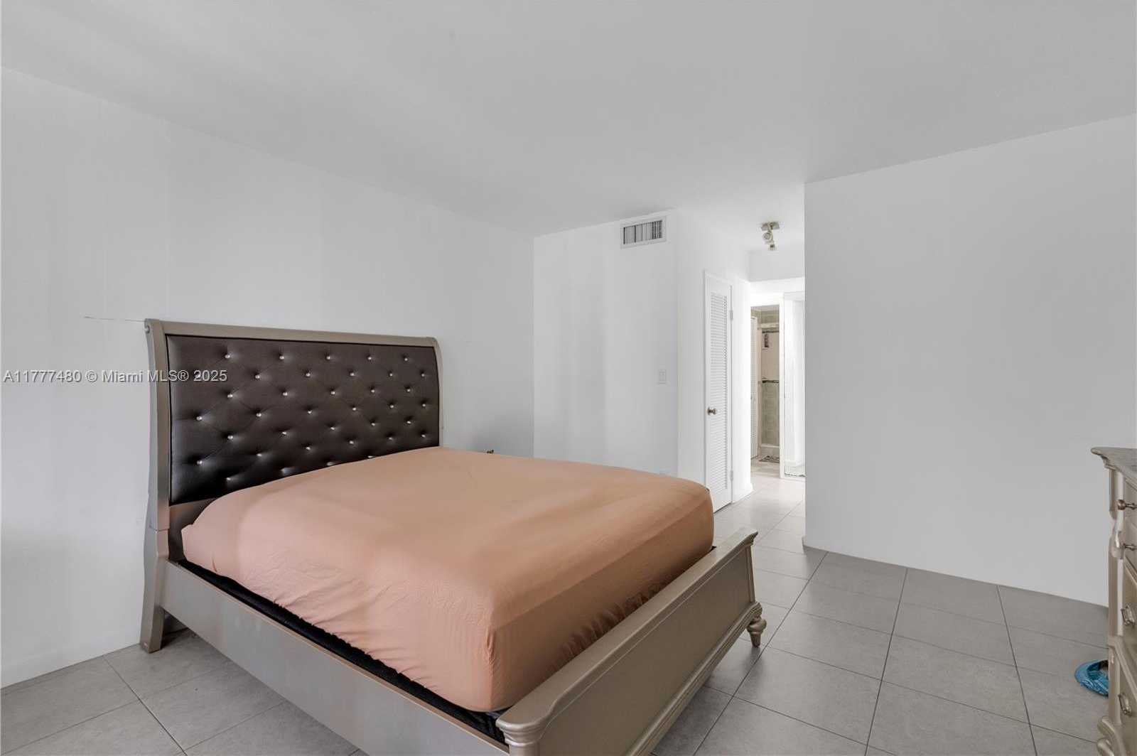 Small Image of 1351 NORTH EAST MIAMI GARDENS DR #722E, Miami Number 21