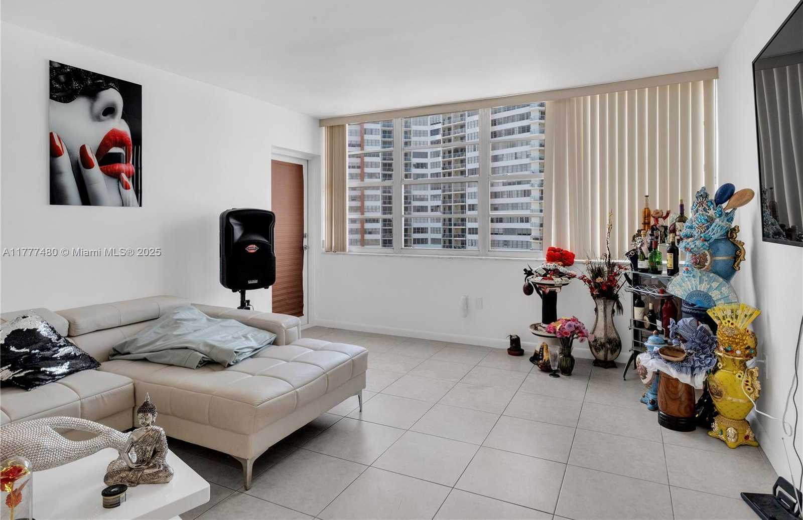 Small Image of 1351 NORTH EAST MIAMI GARDENS DR #722E, Miami Number 8