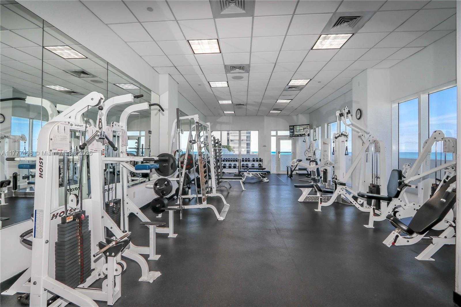 Small Image of 6365 COLLINS AVE #2401, Miami Beach Number 36
