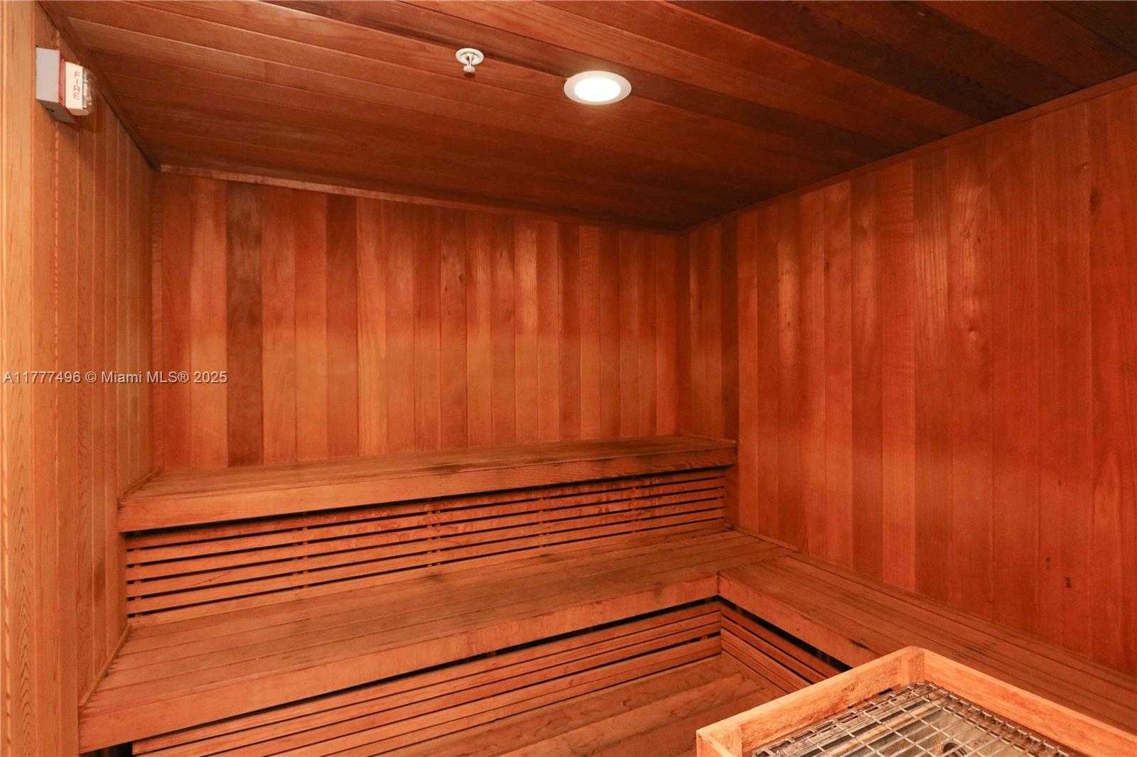 Small Image of 6365 COLLINS AVE #2401, Miami Beach Number 38